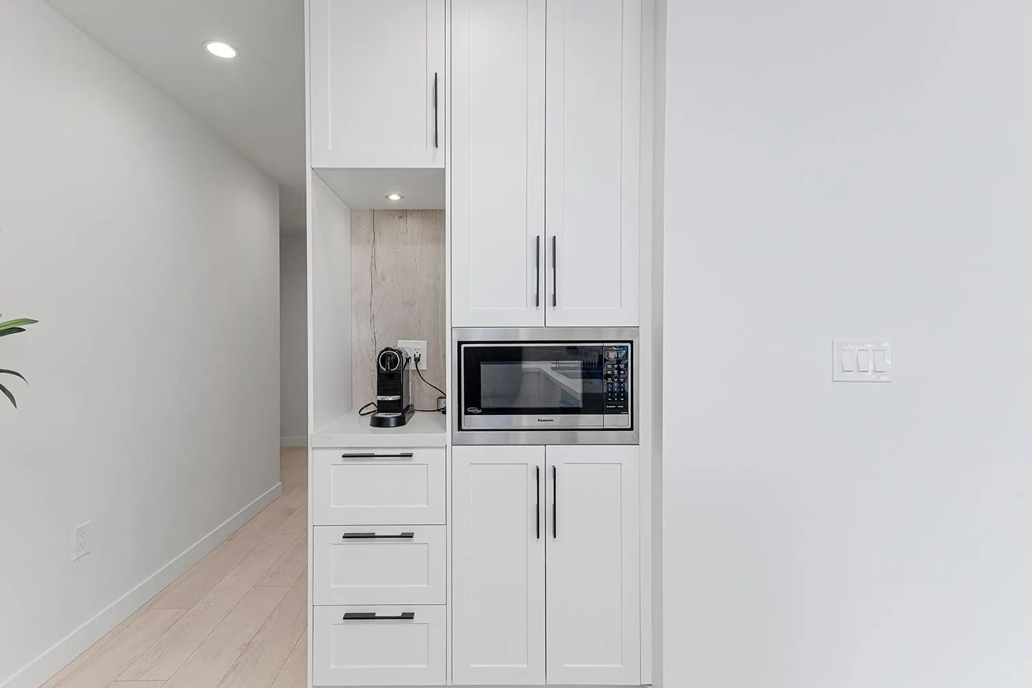 313 3018 St. George Street