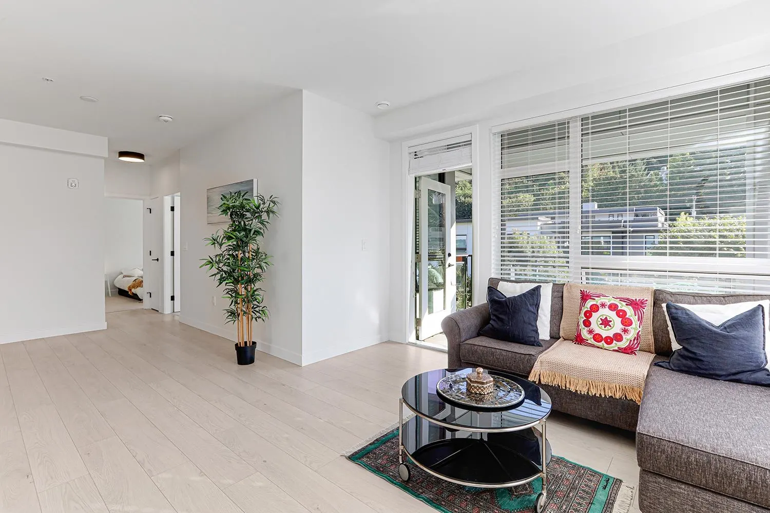 313 3018 St George Street