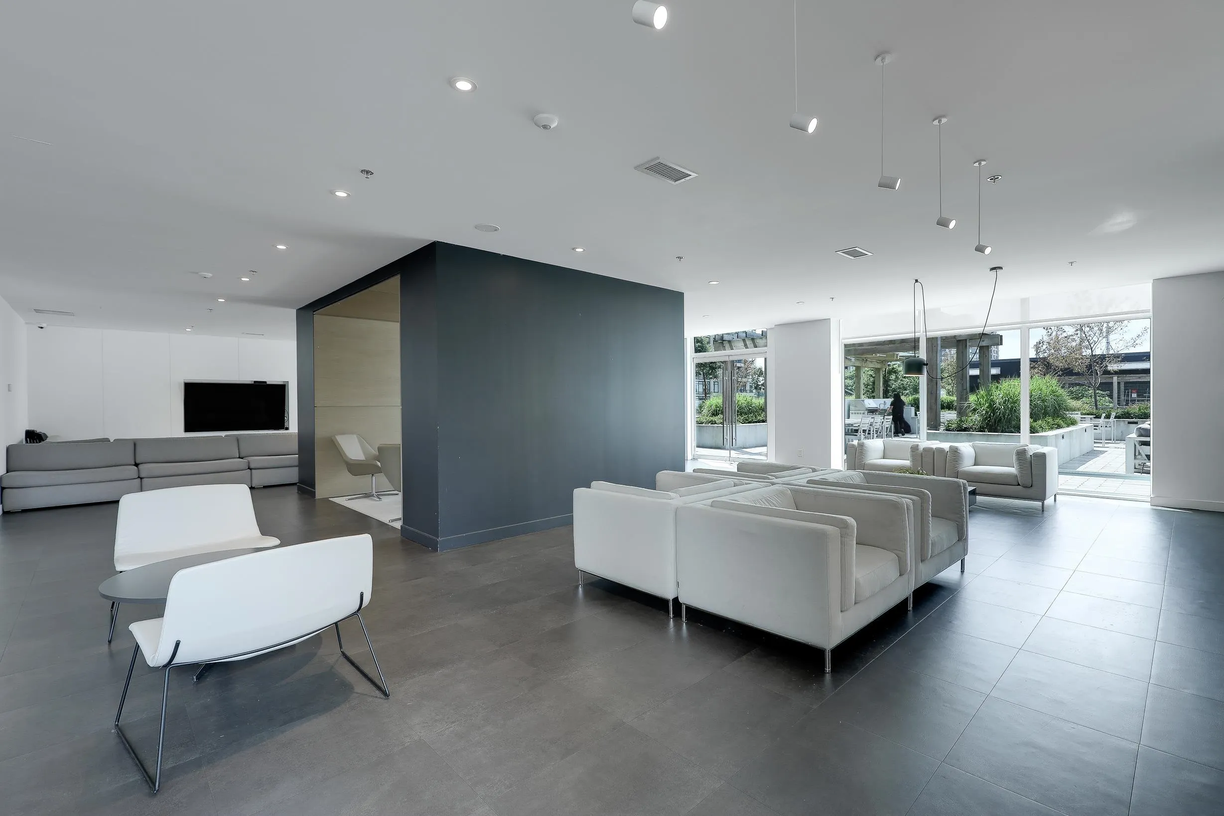 1308 2181 Madison Avenue