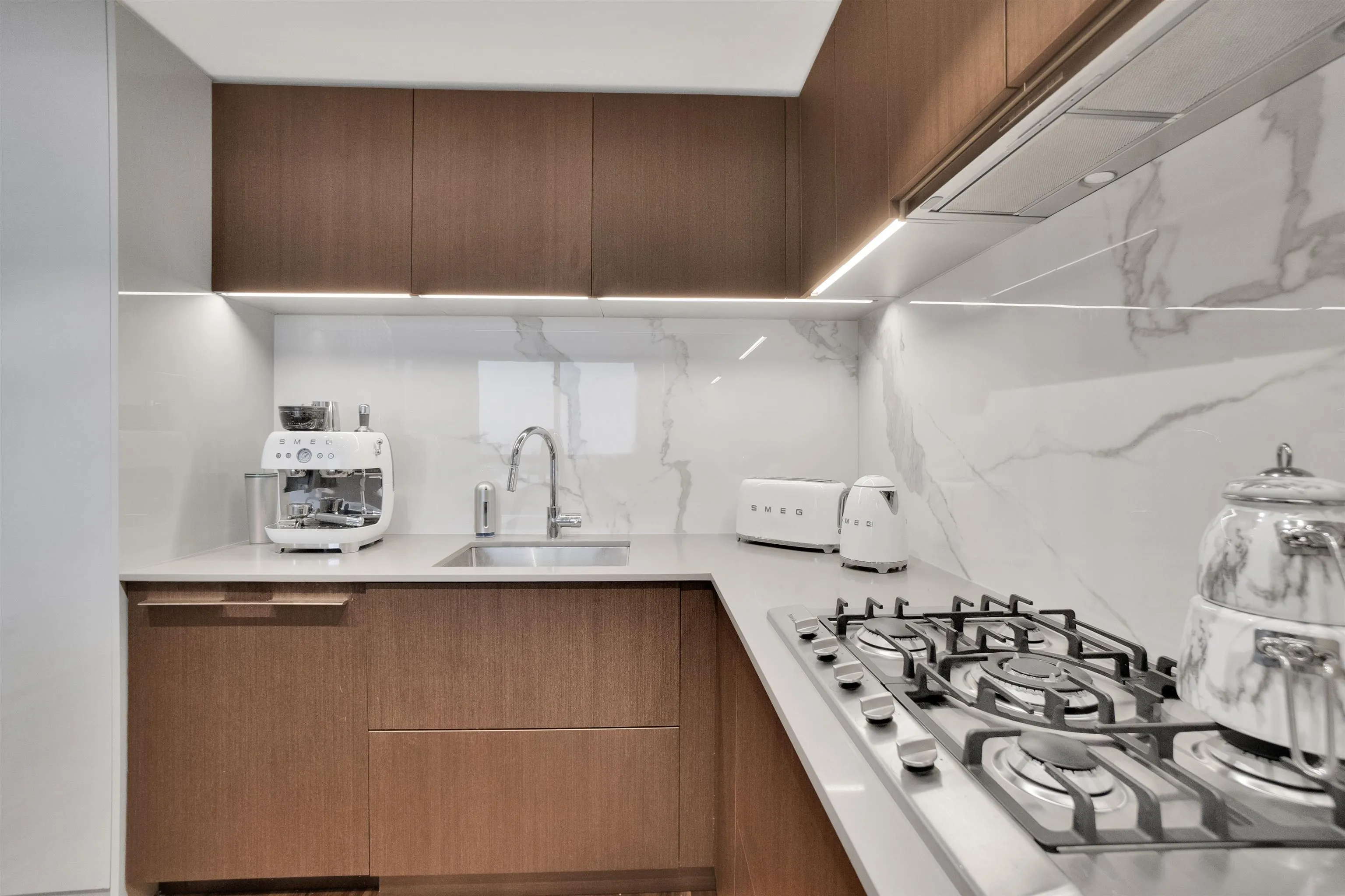 1302 1675 Lions Gate Lane