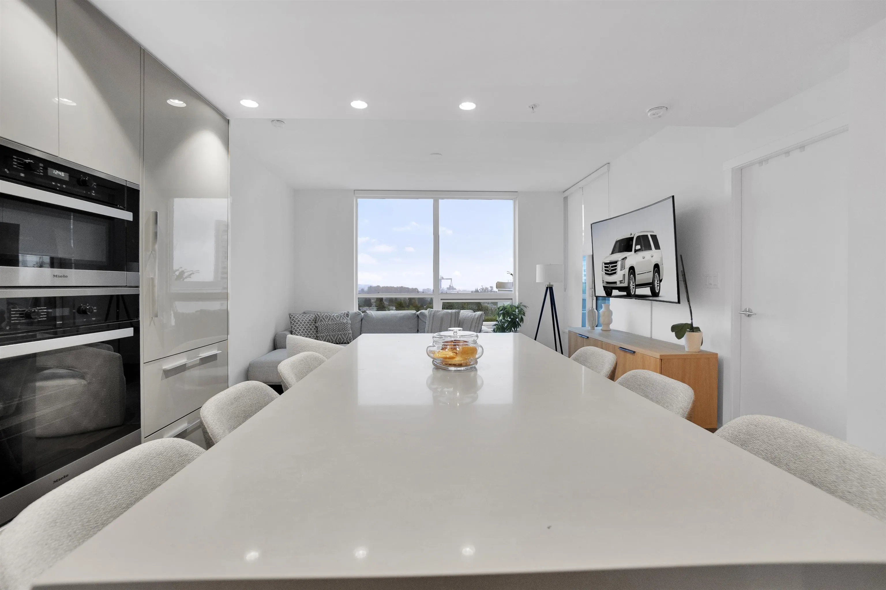 1302 1675 Lions Gate Lane
