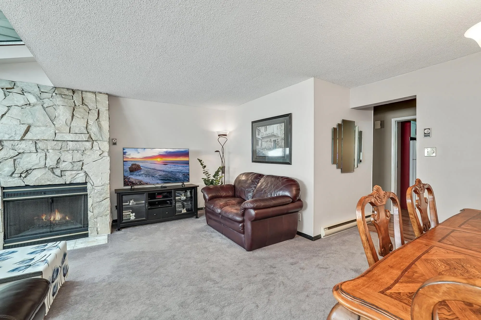 5766 Mayview Circle