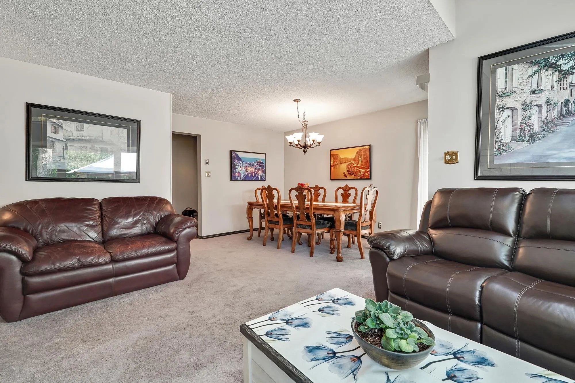 5766 Mayview Circle