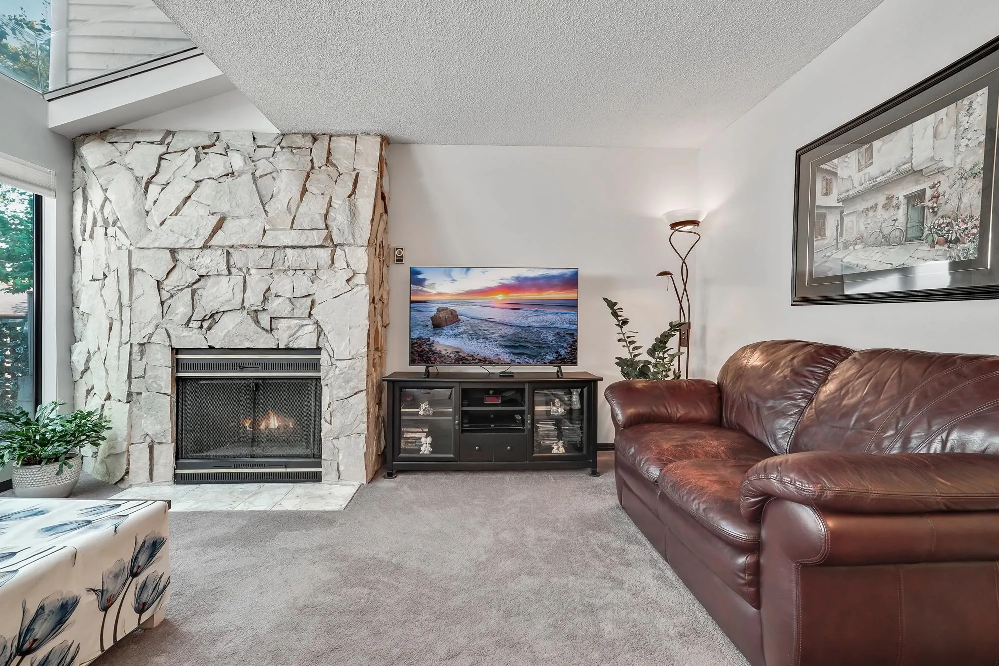 5766 Mayview Circle