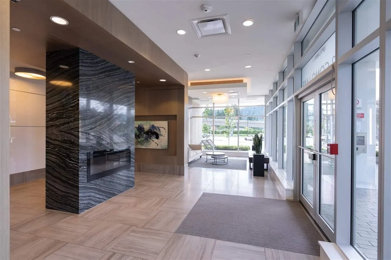 1501 602 Como Lake Avenue