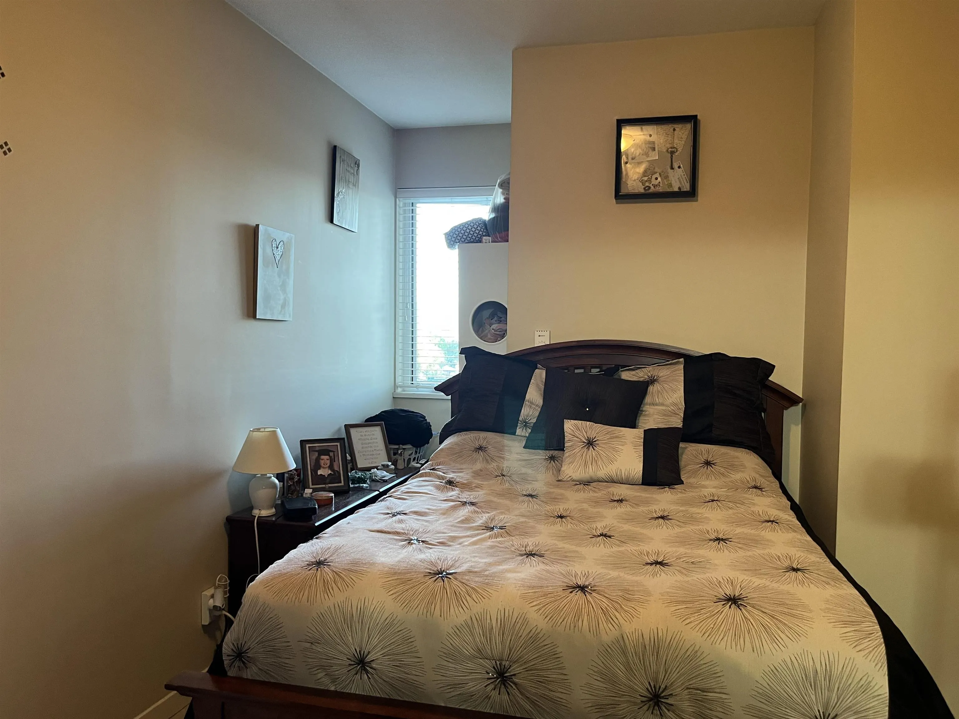 PH3 2239 Kingsway Street