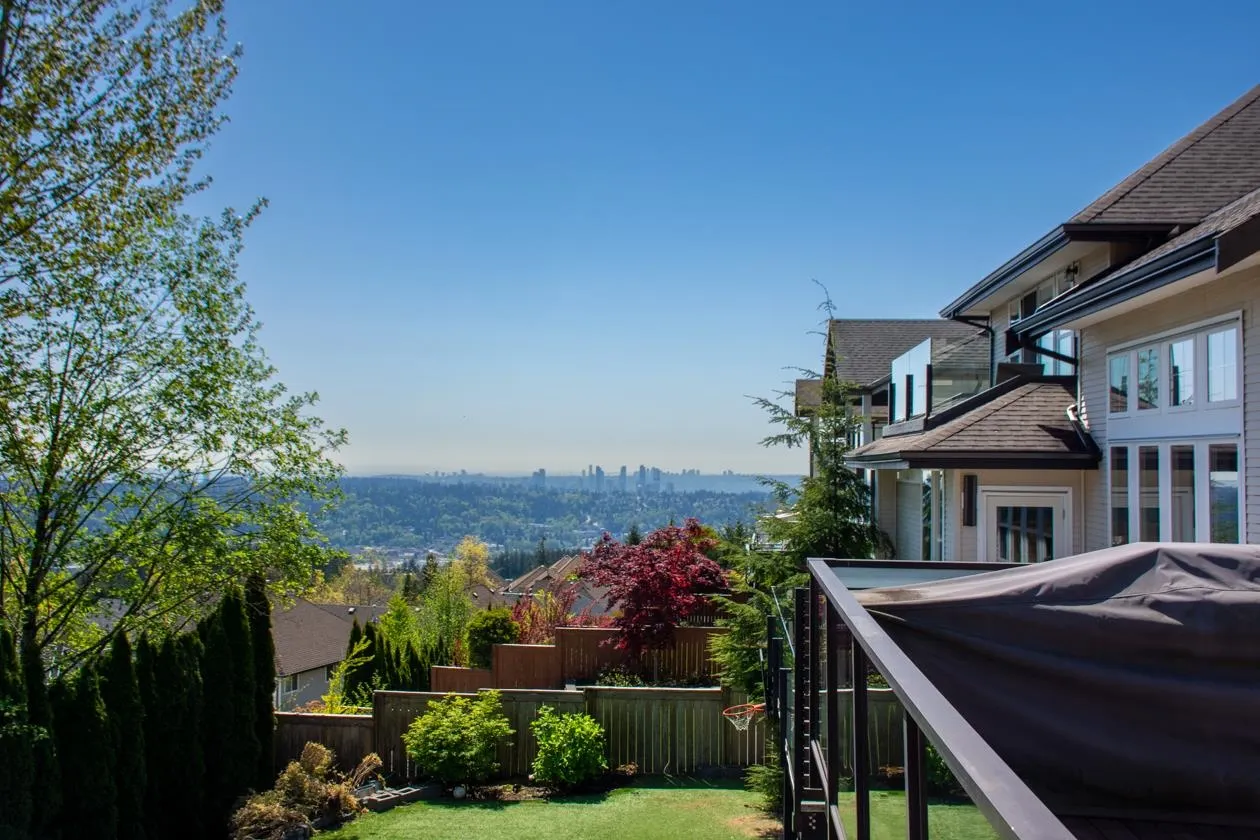 70 Fernway Drive