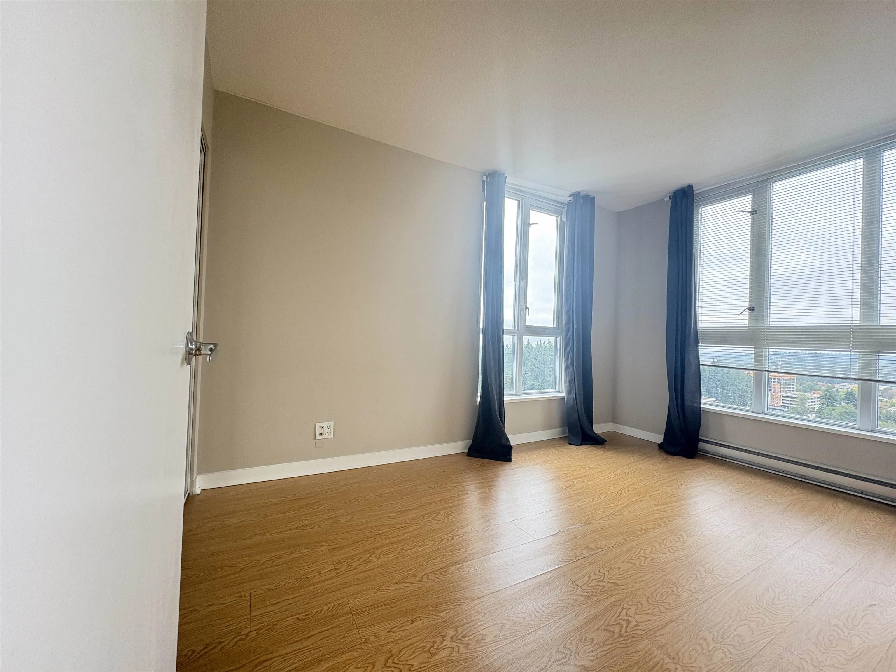 21xx 1178 Heffley Crescent