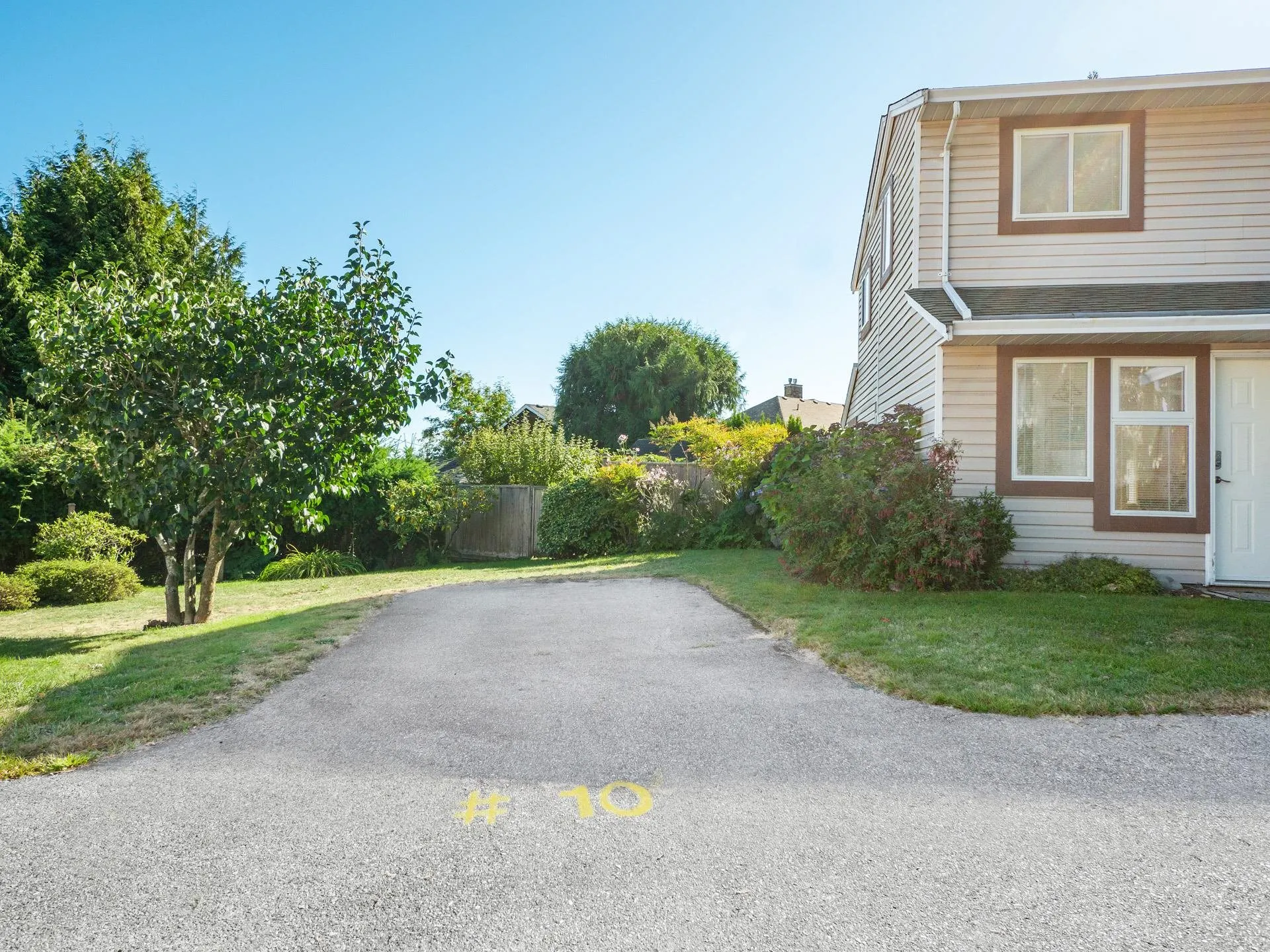 10 765 School Road