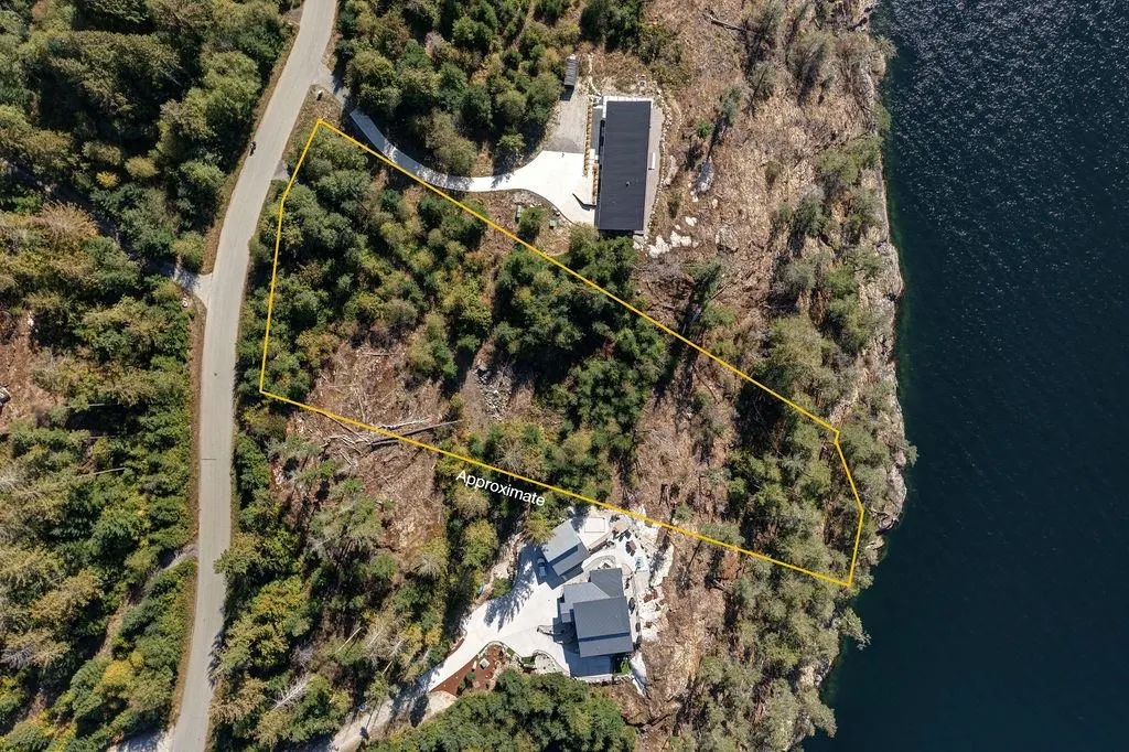 Lot 20 Sakinaw Drive