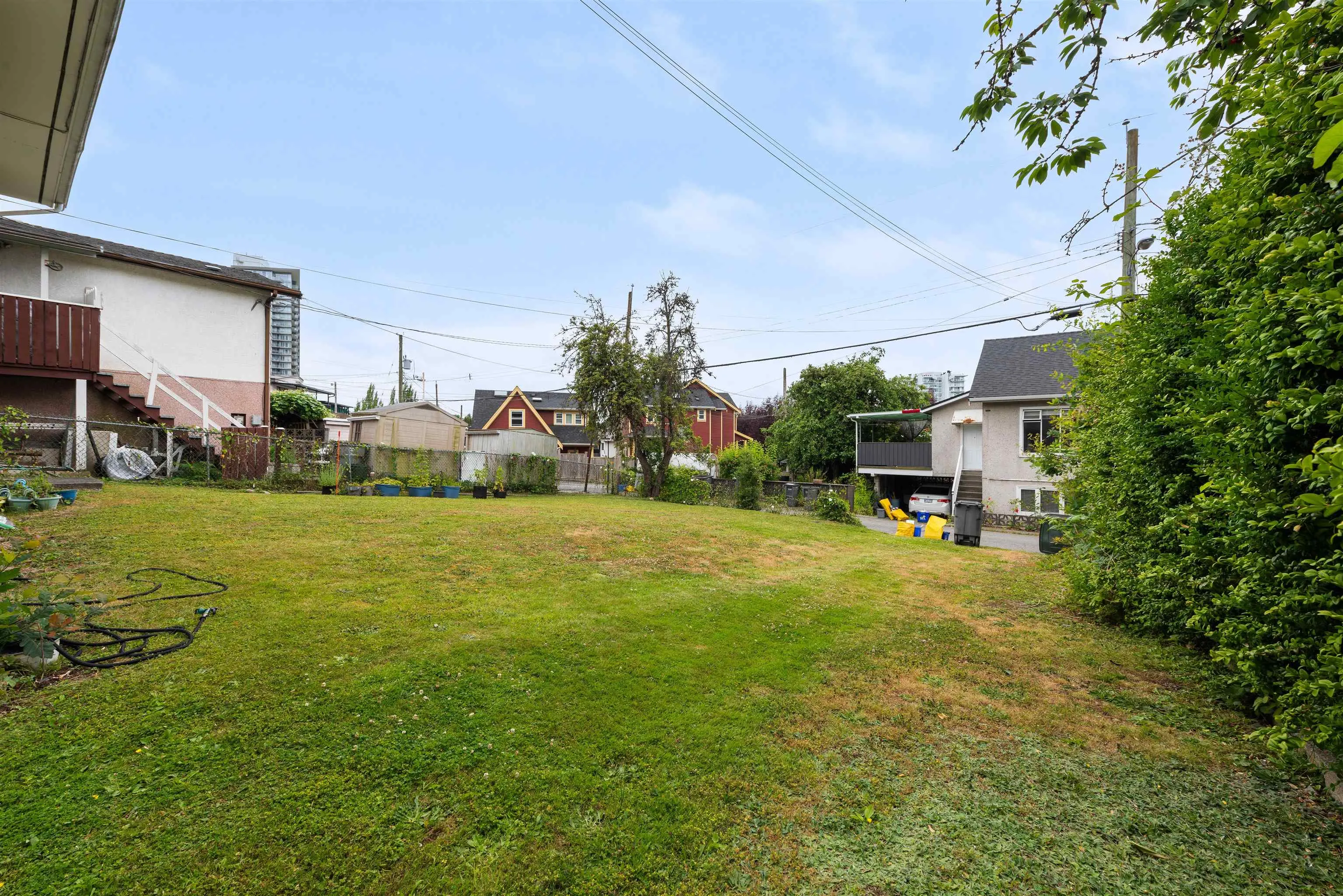 4561 Nanaimo Street