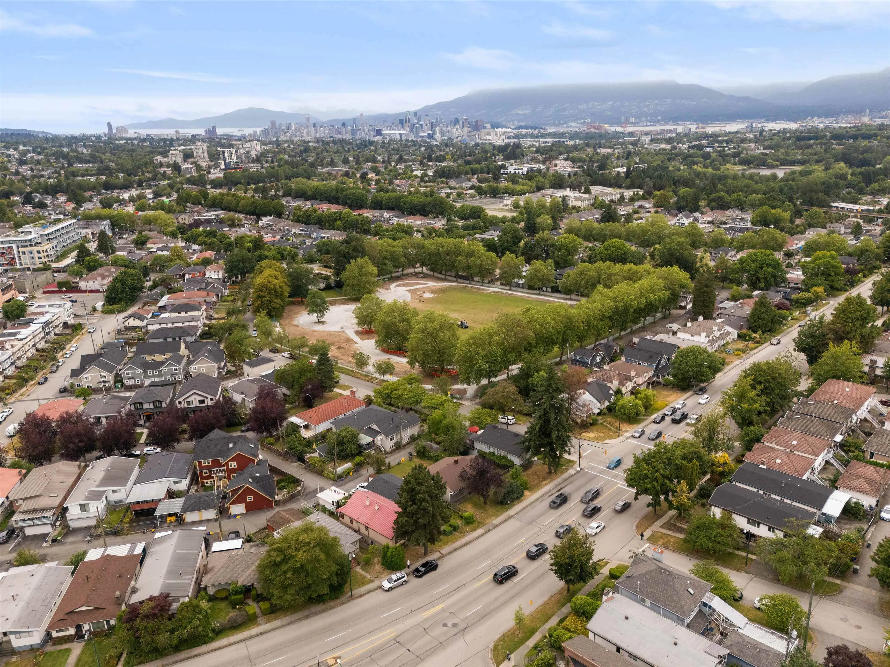 4561 Nanaimo Street