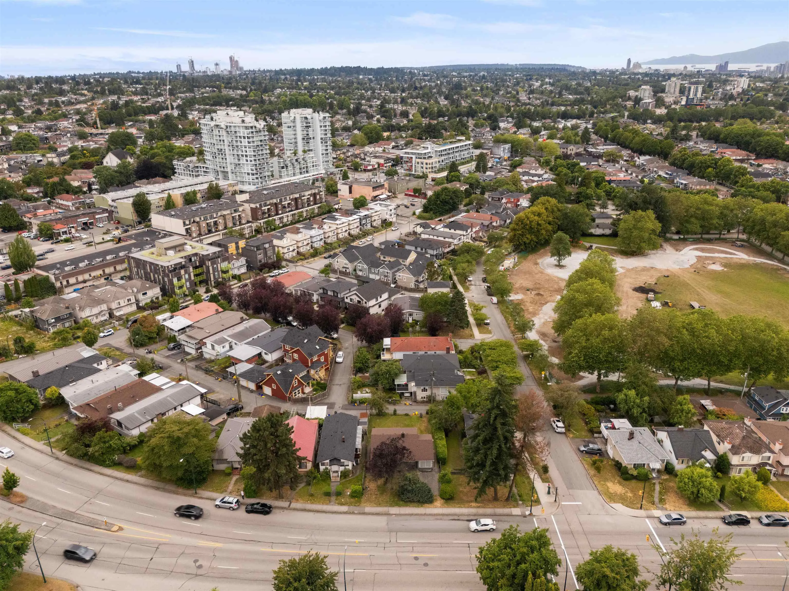 4561 Nanaimo Street