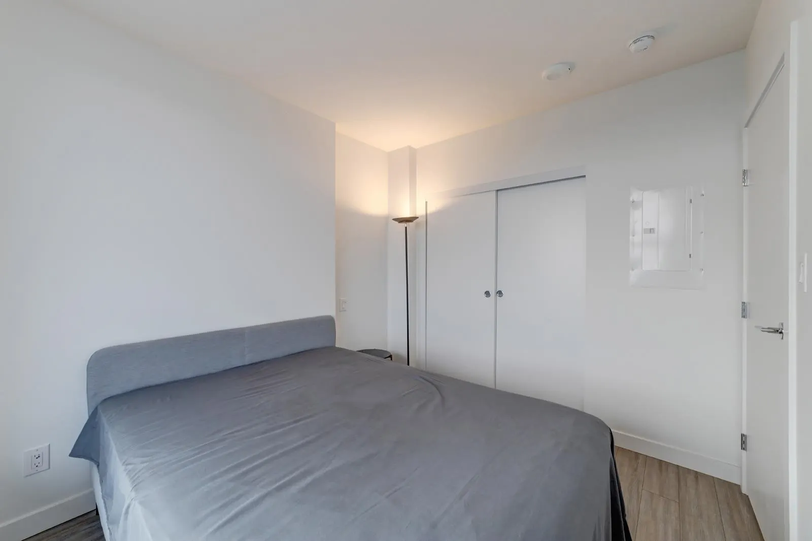 26XX 13615 Fraser Highway