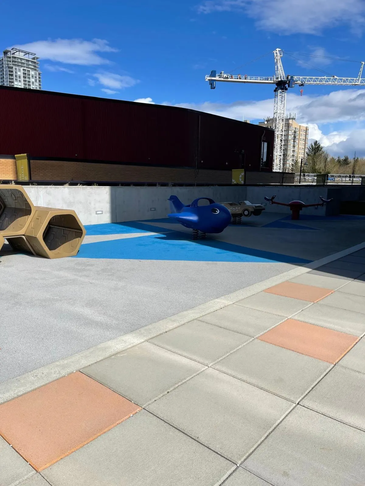 2609 13655 Fraser Highway