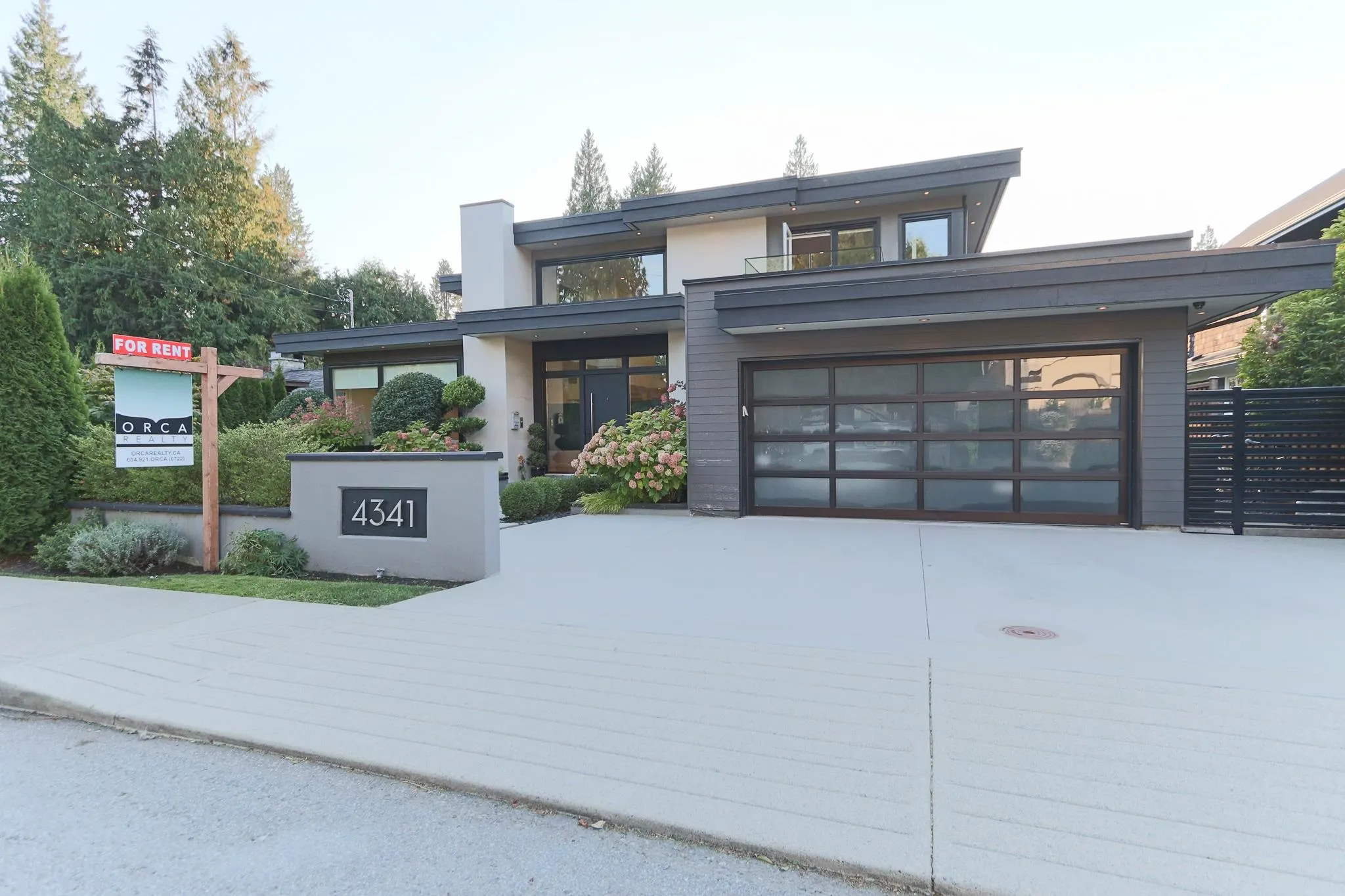 4341 Carolyn Drive