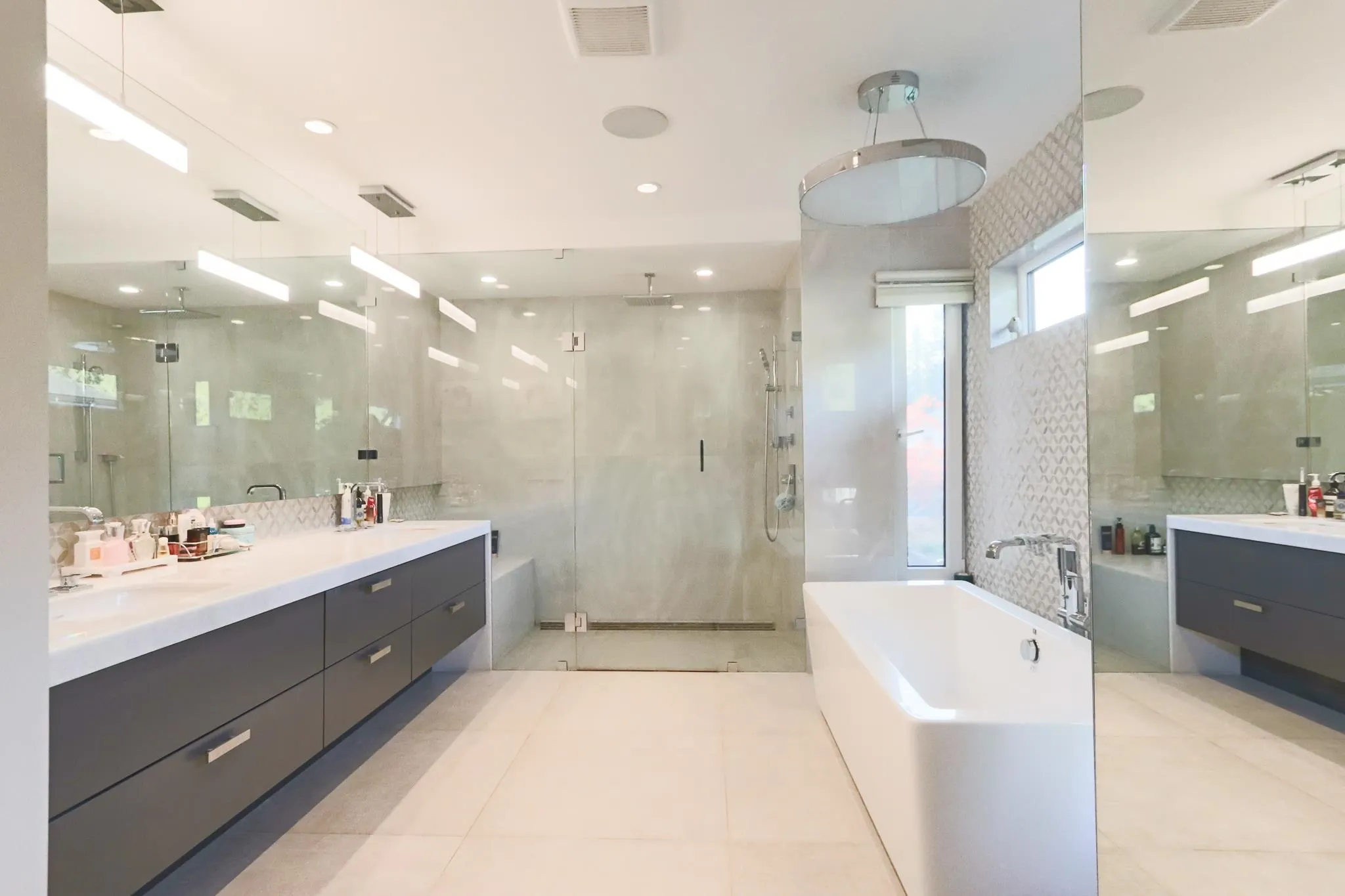 4341 Carolyn Drive