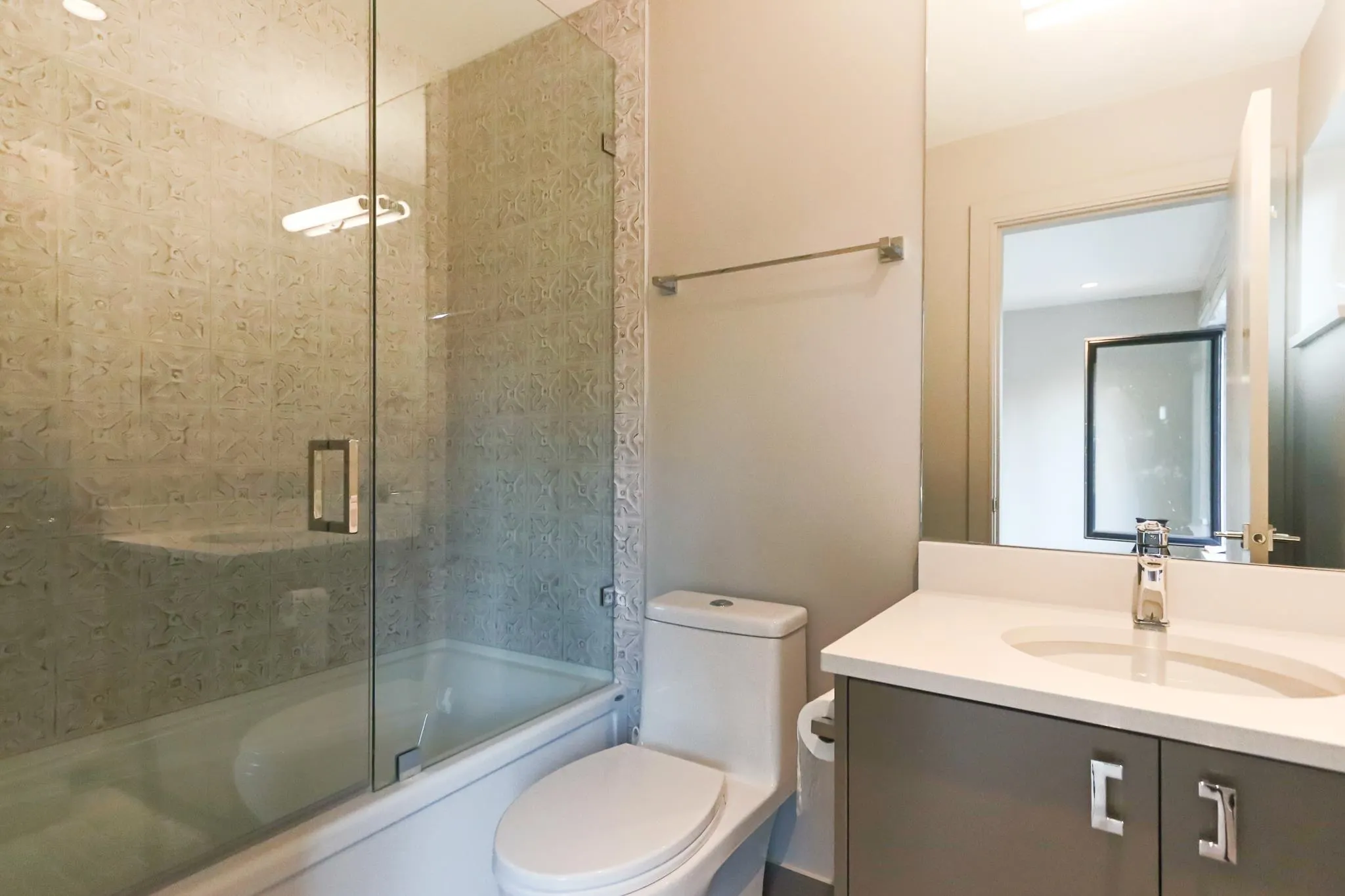 4341 Carolyn Drive