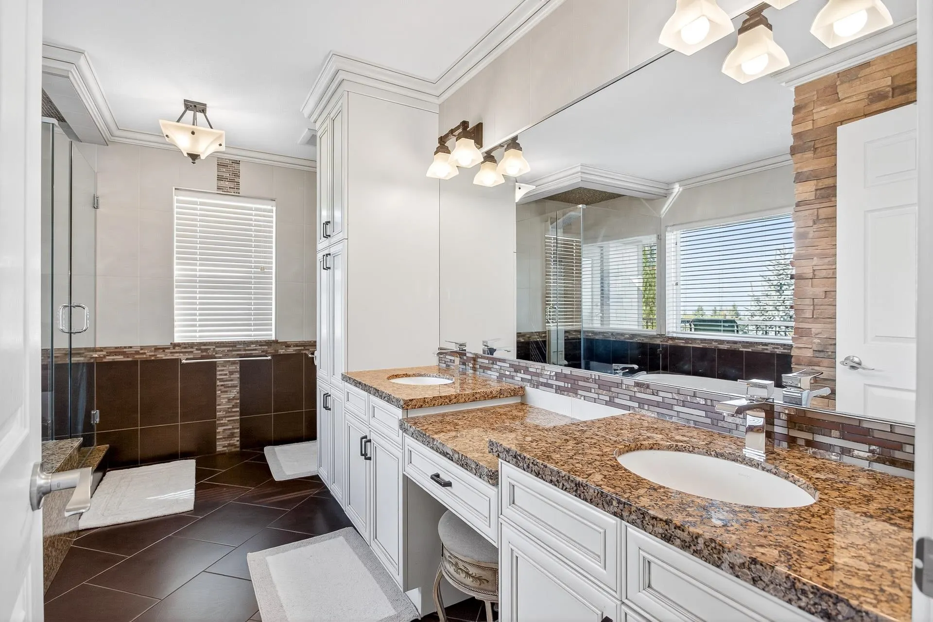 1527 Greenstone Court