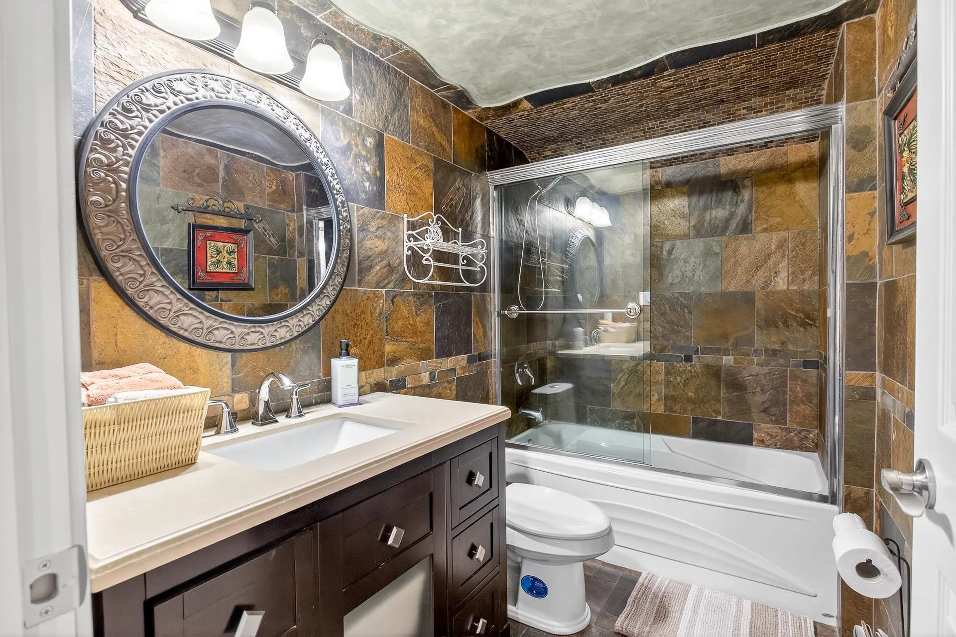 1527 Greenstone Court