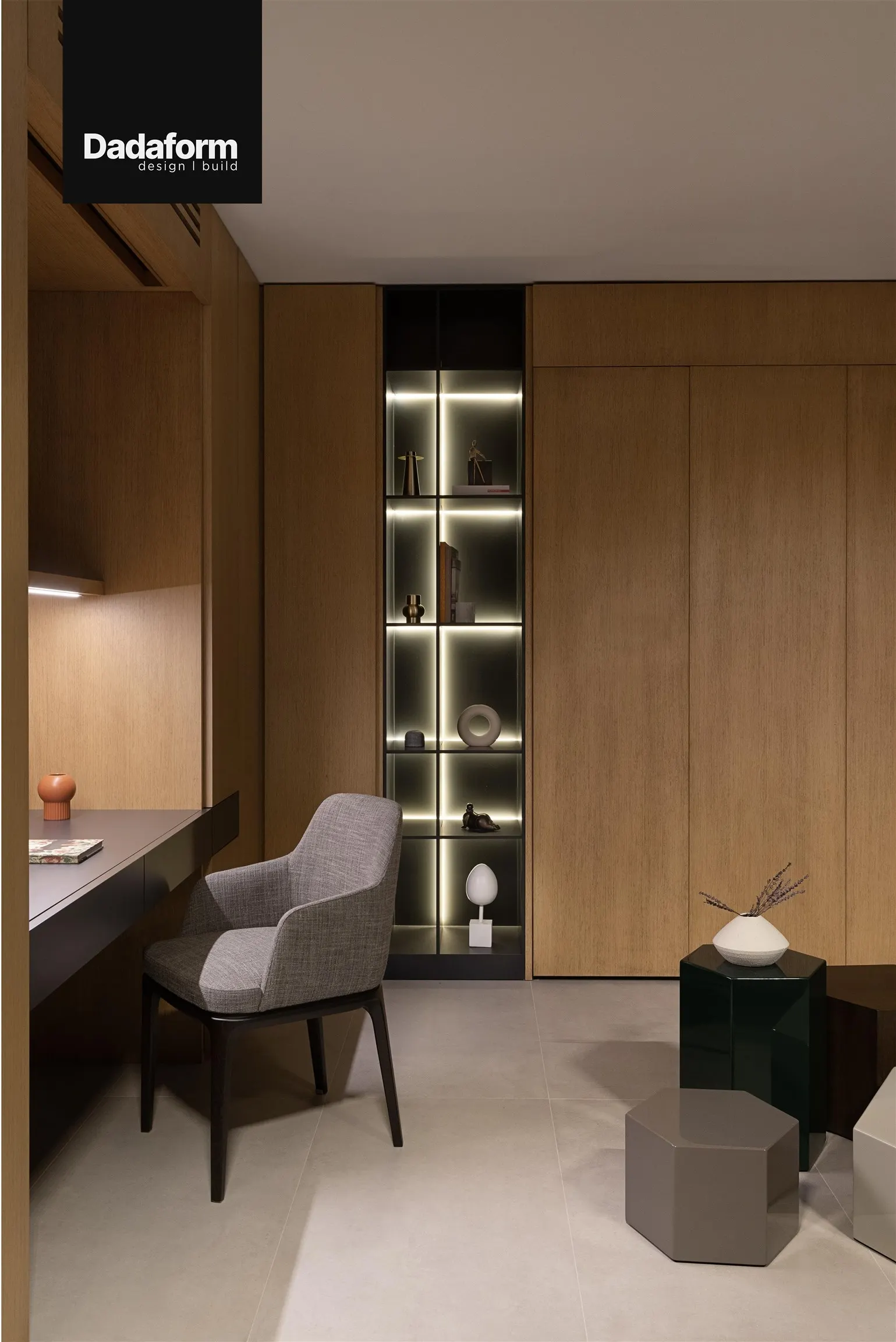 02 738 Broughton Street