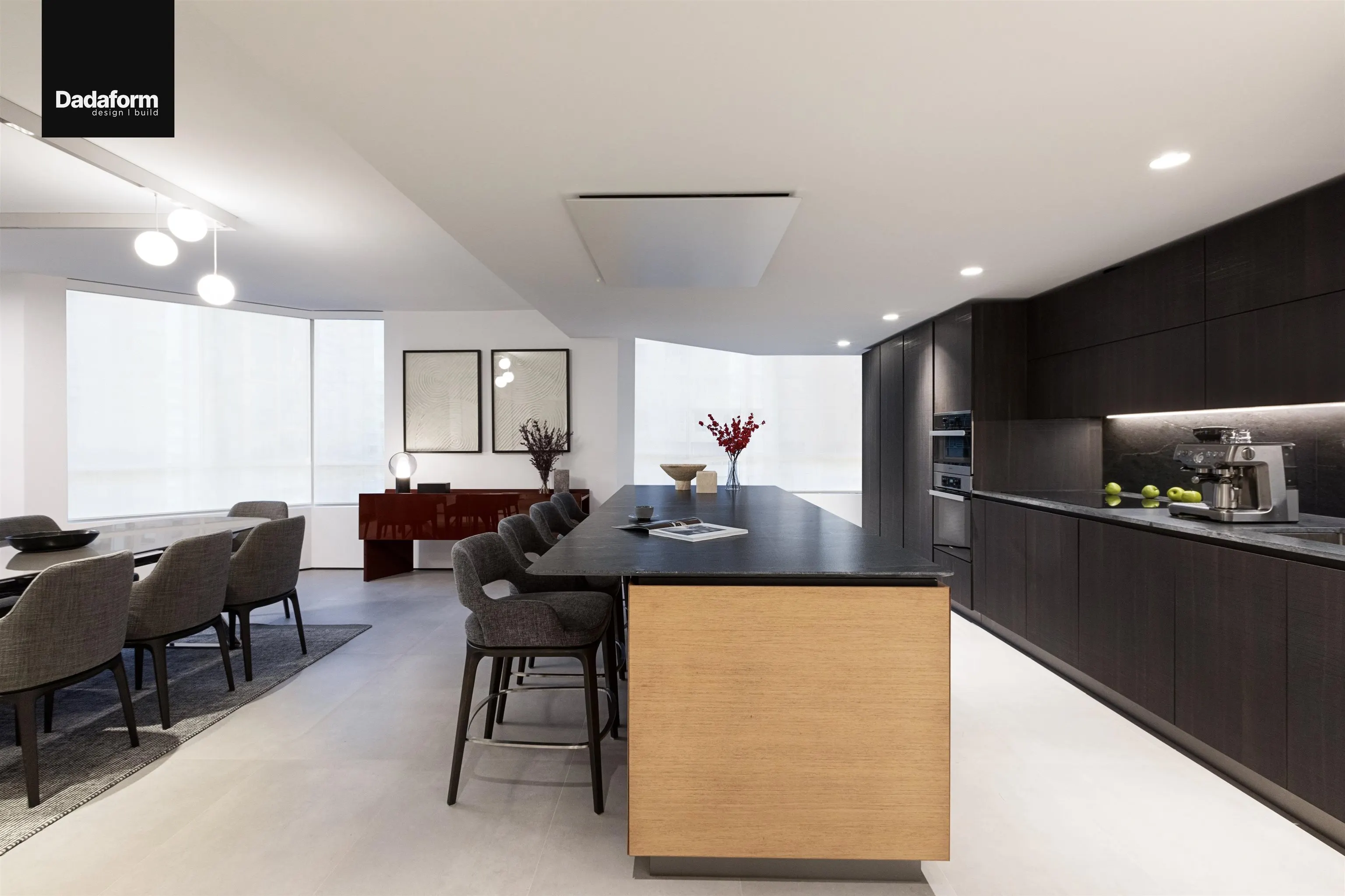 02 738 Broughton Street