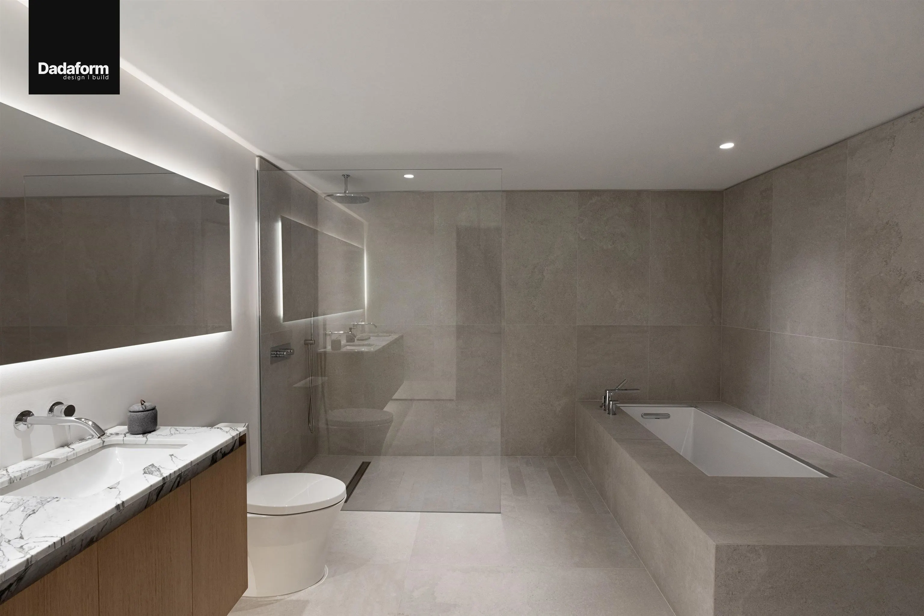 02 738 Broughton Street