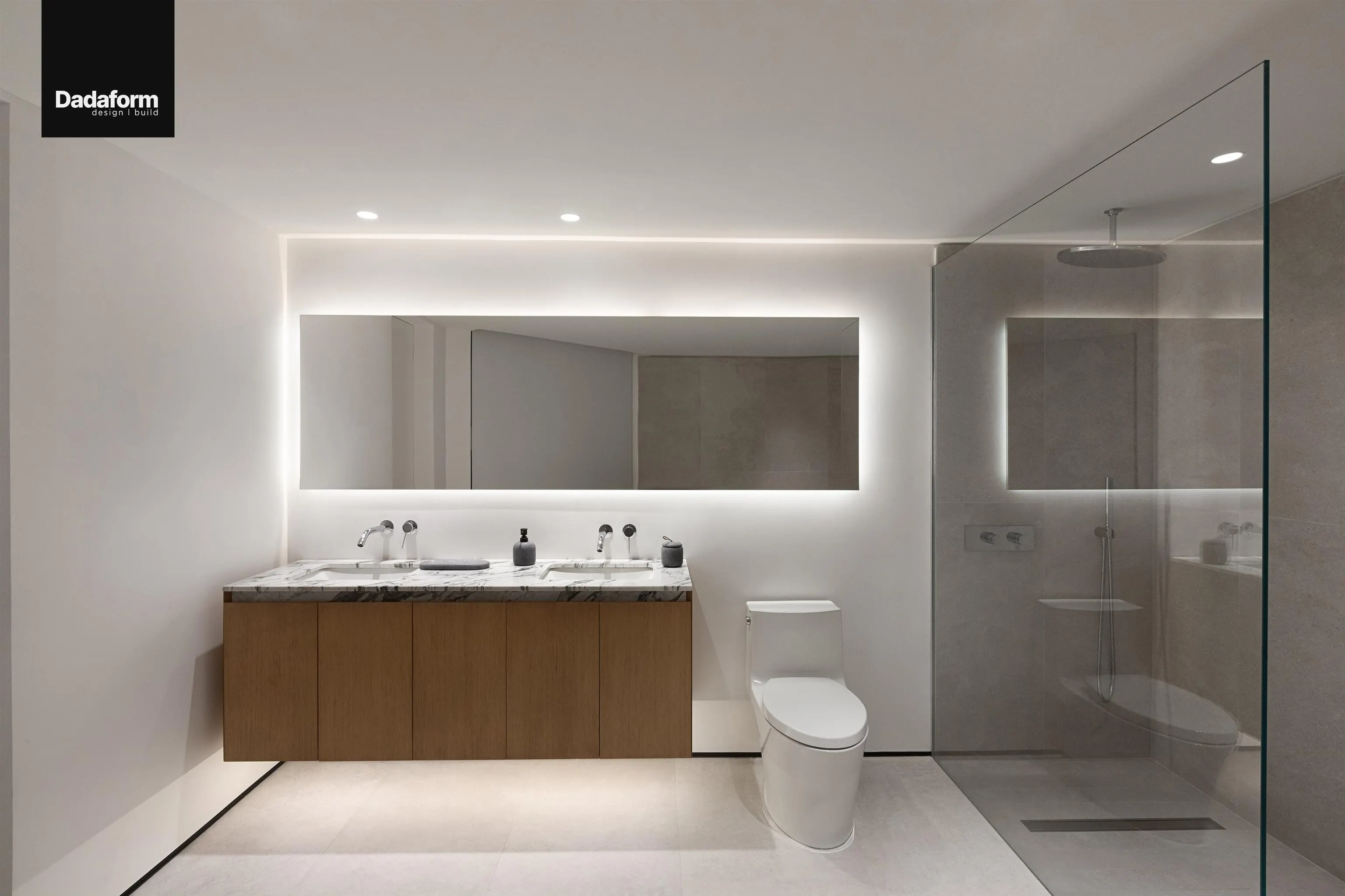 02 738 Broughton Street