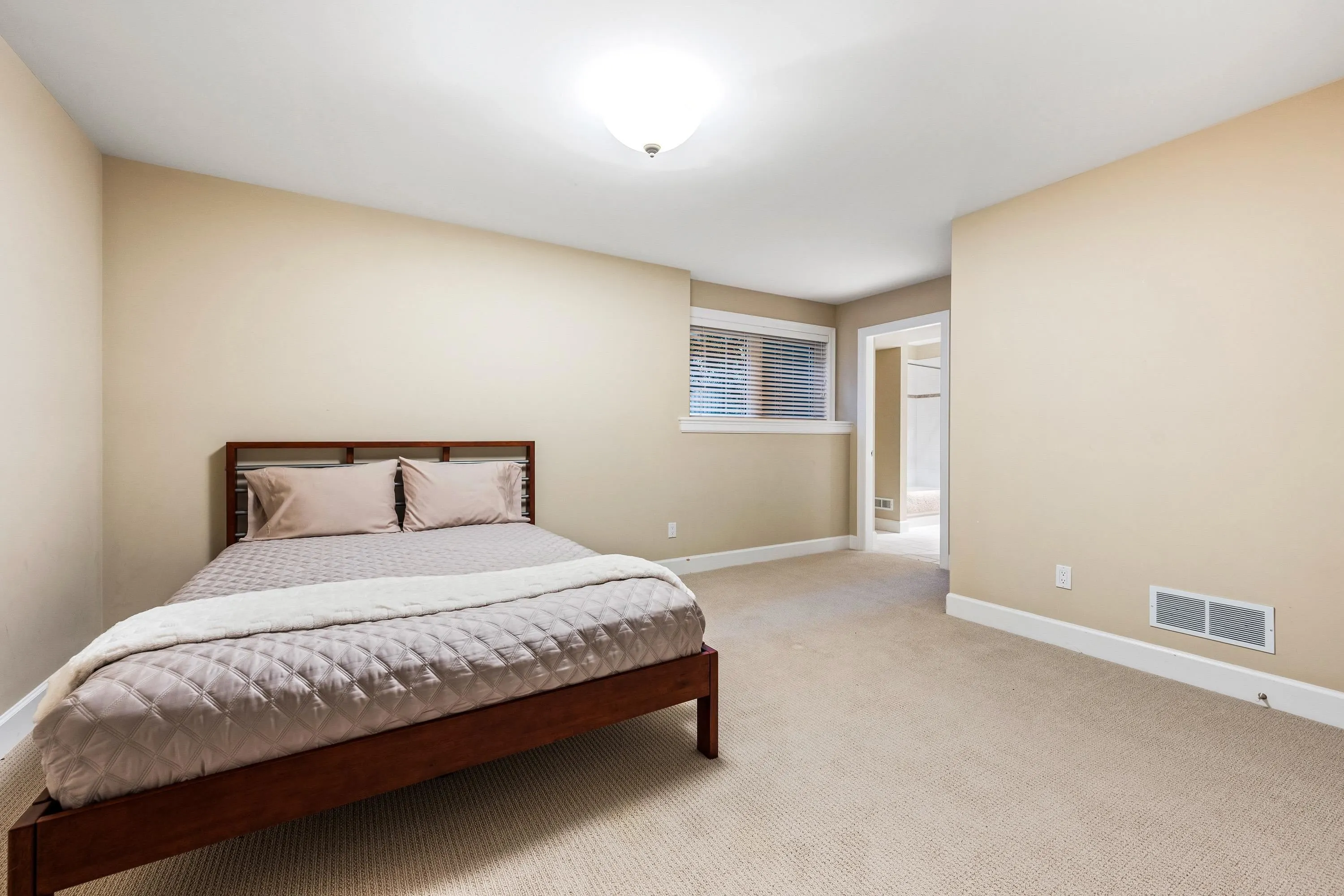 35386 Doneagle Place