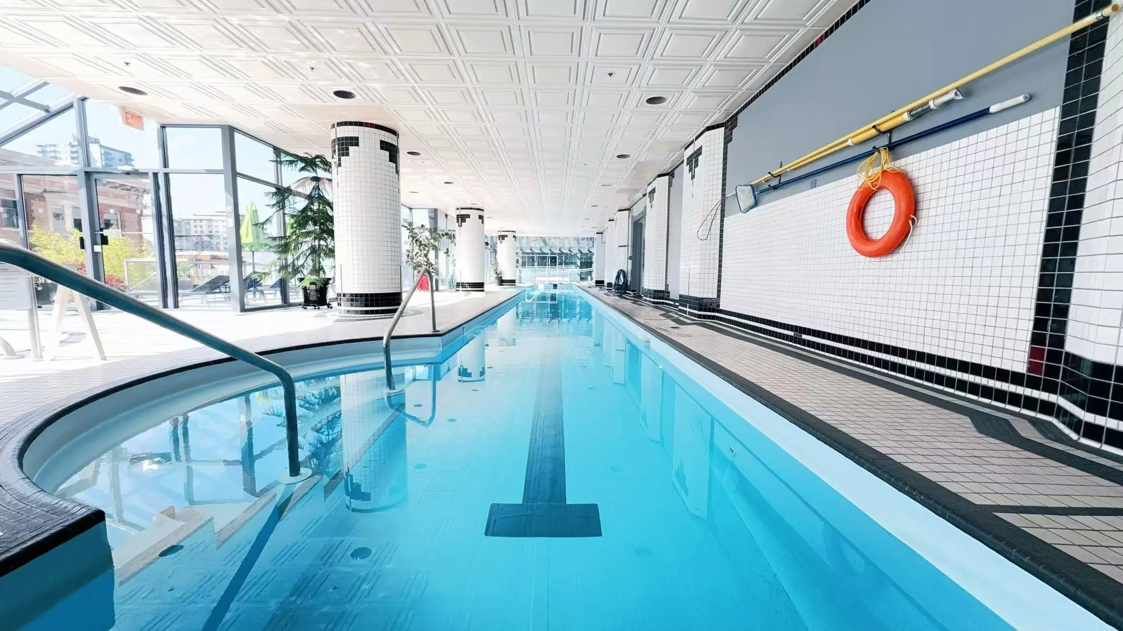 1810 1060 Alberni Street