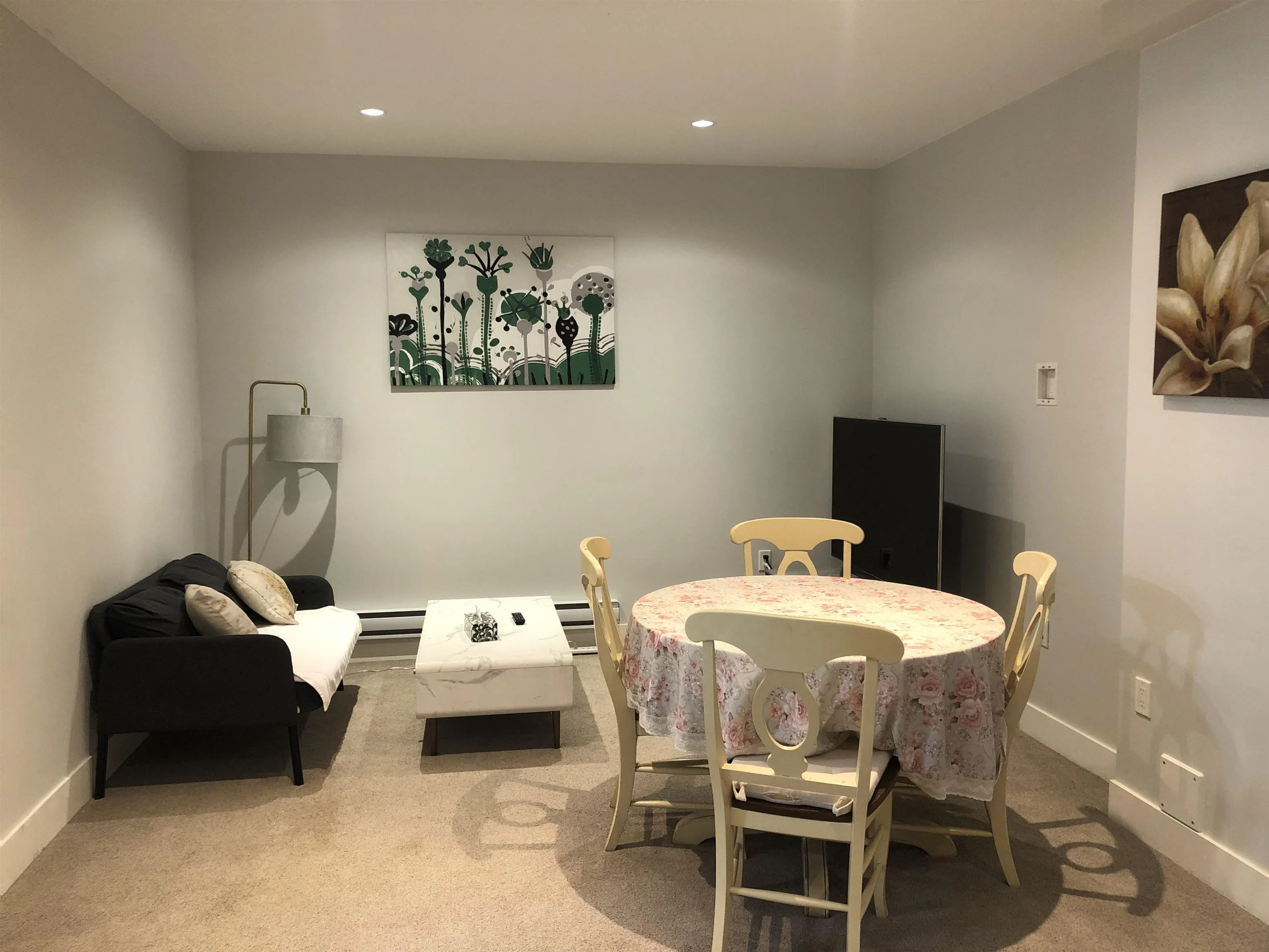 Basement 16475 21a Avenue
