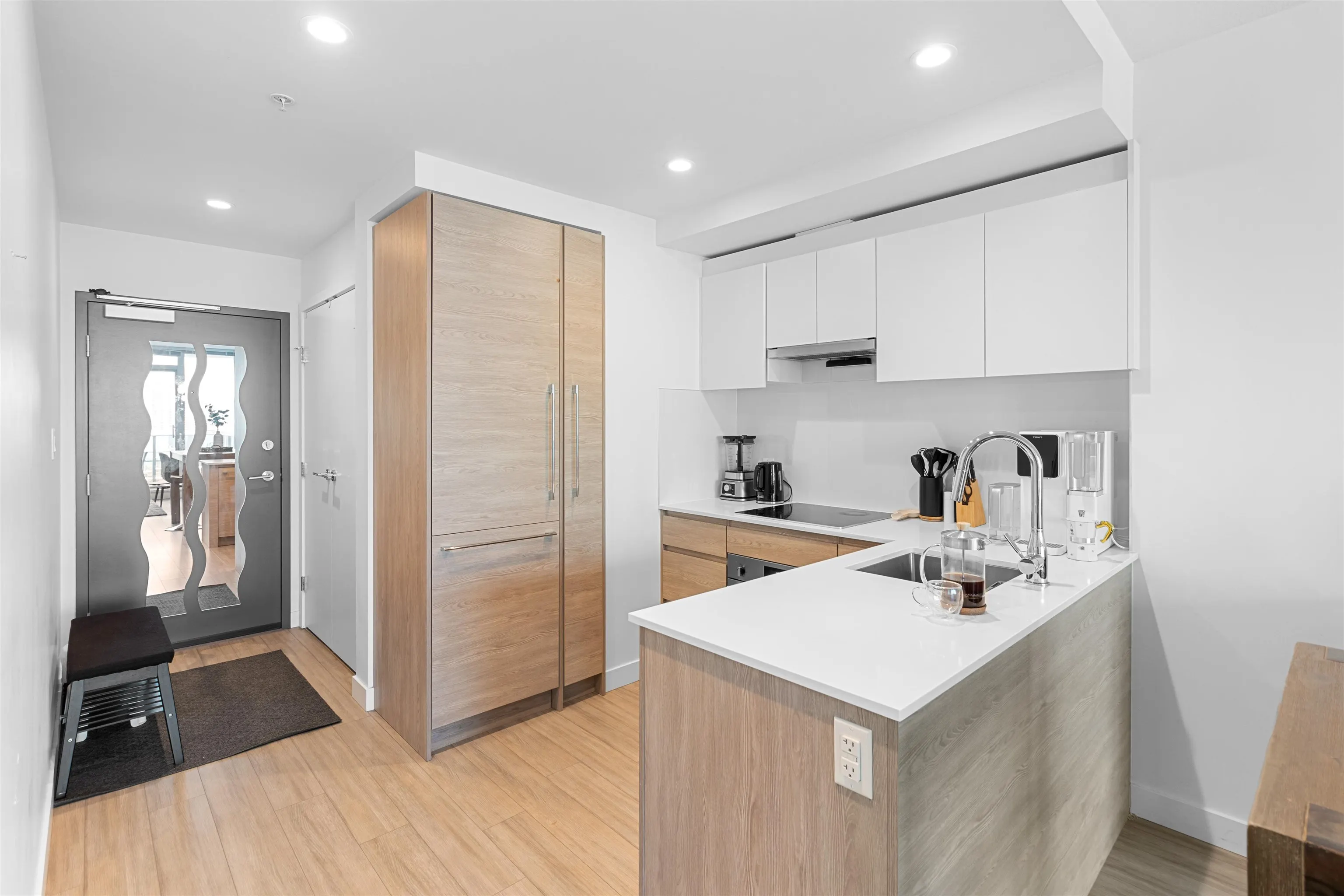 2308 13615 Fraser Highway