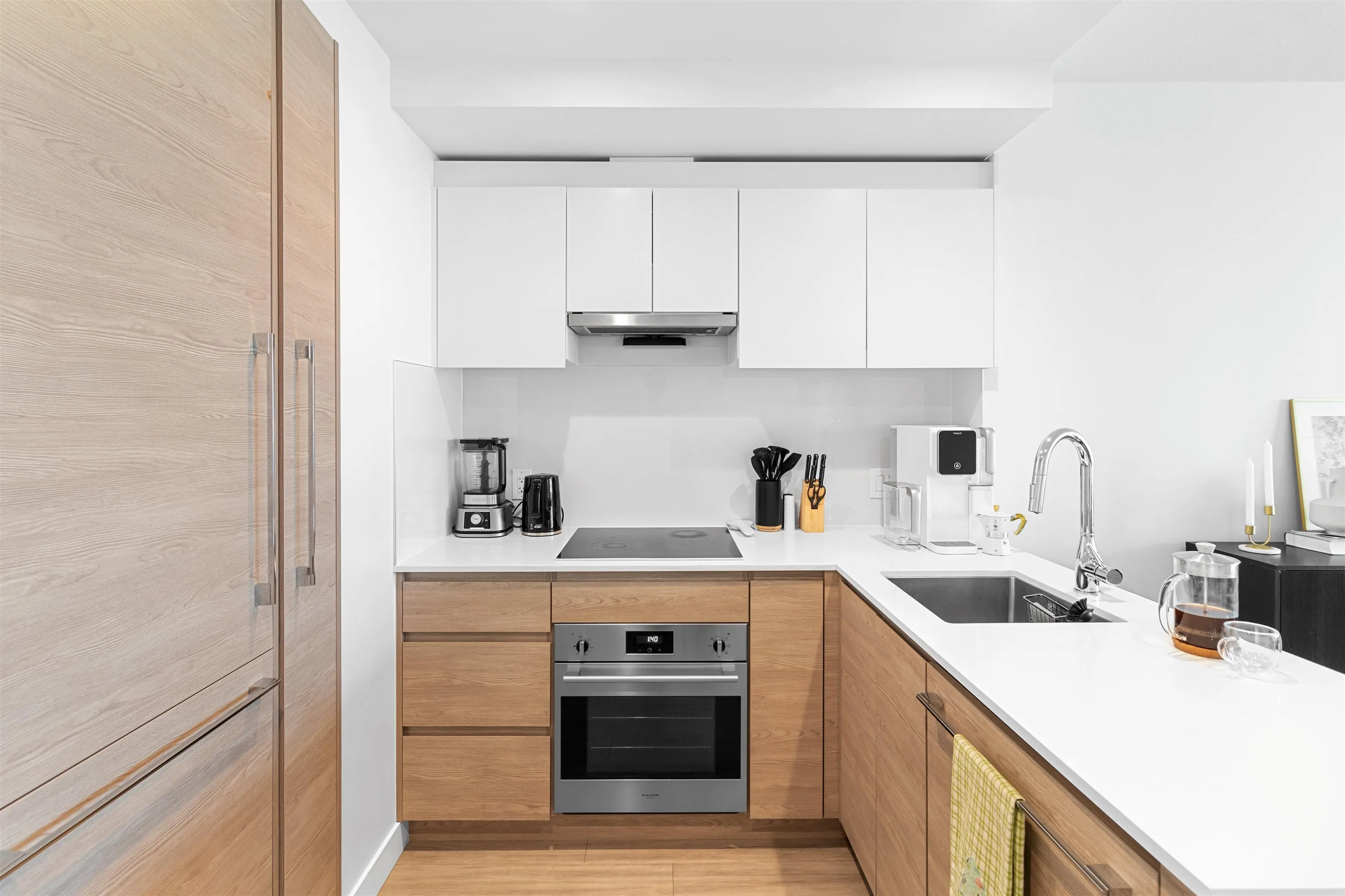 2308 13615 Fraser Highway