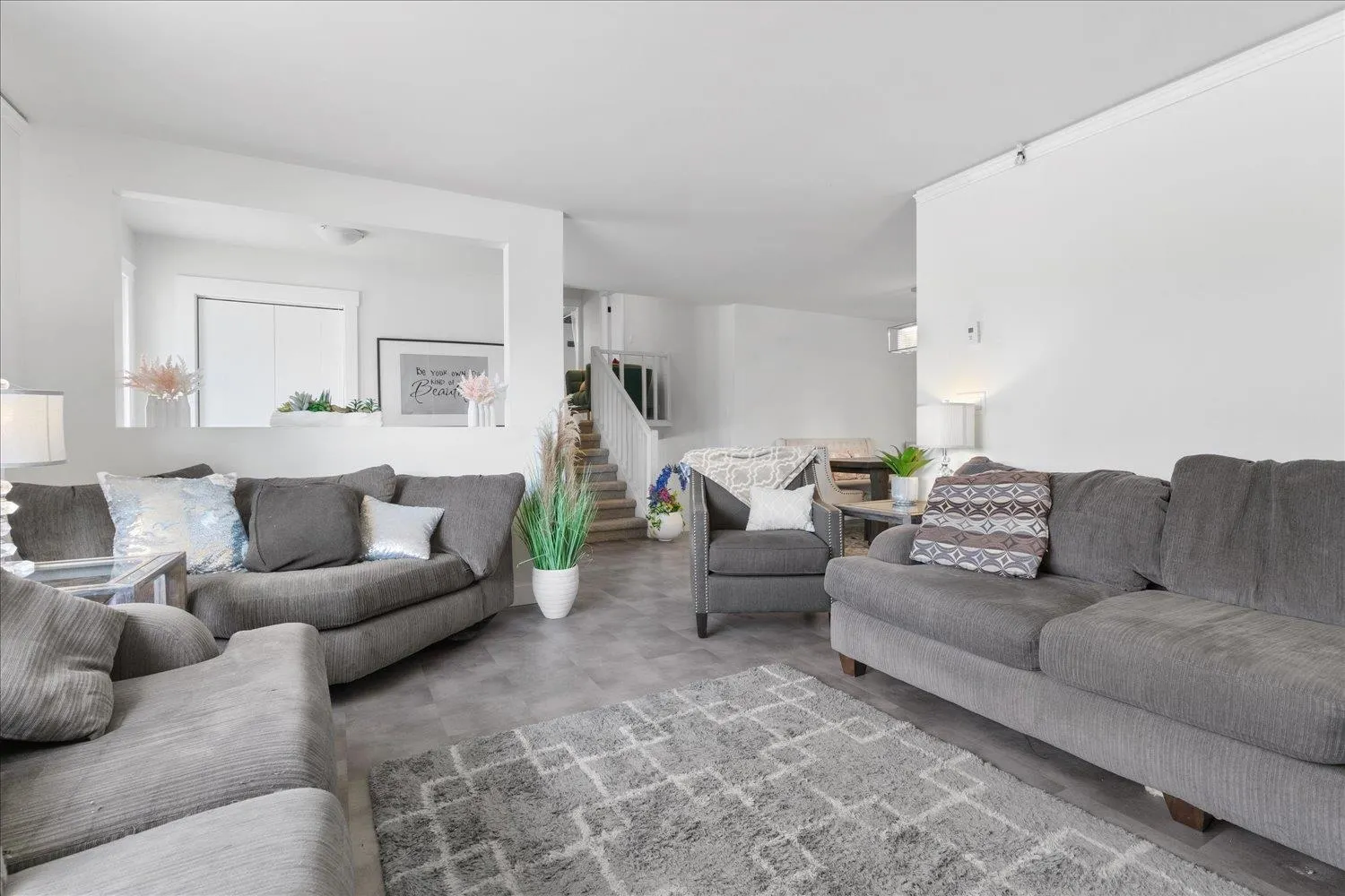 5788 Clover Drive