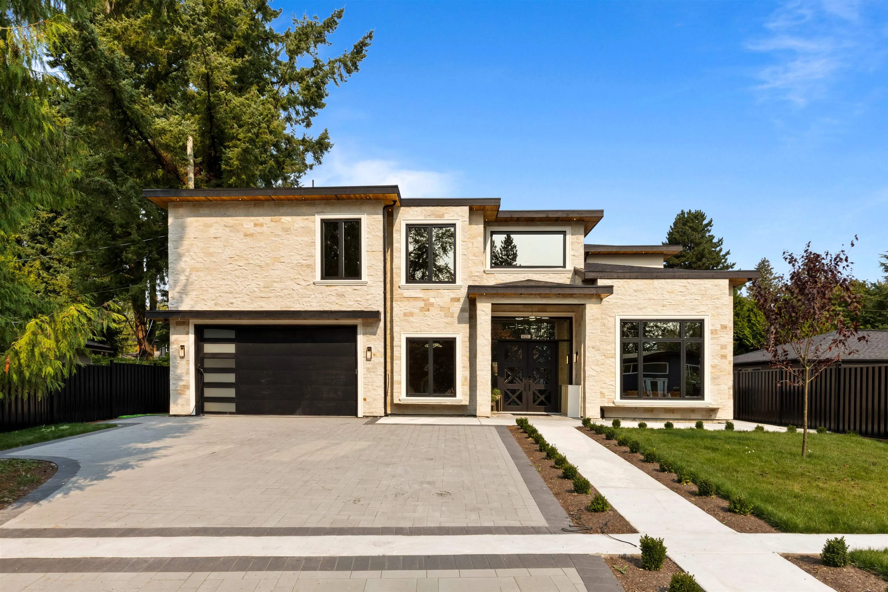 1421 Barberry Drive