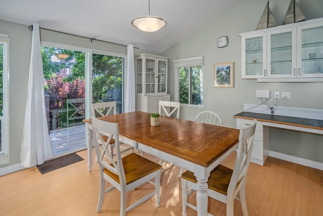 2242 Foothills Court