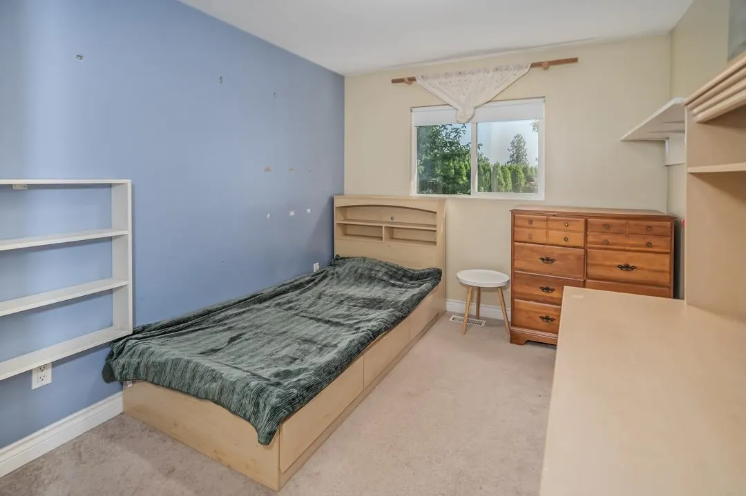 2242 Foothills Court