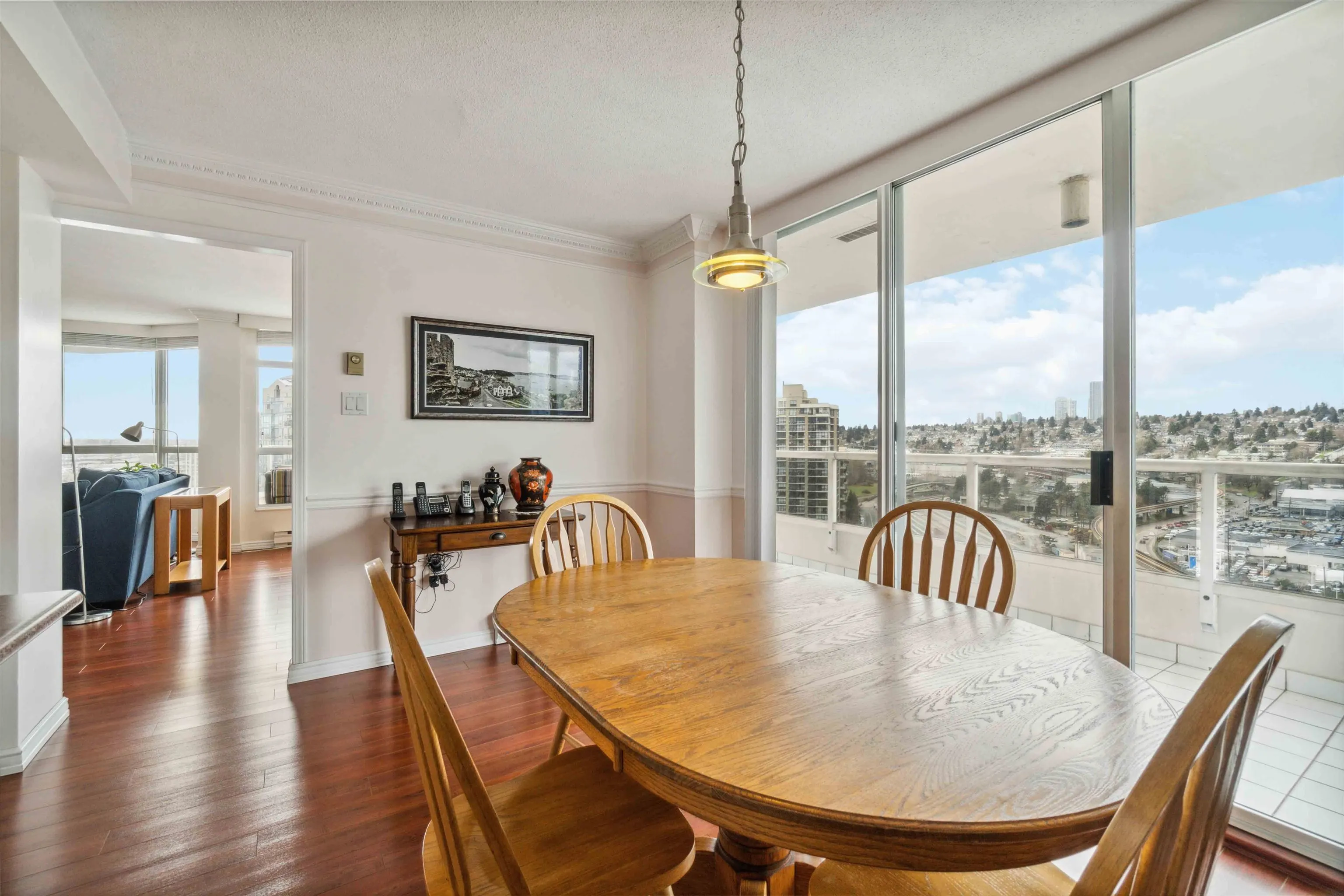 1903 1245 Quayside Drive