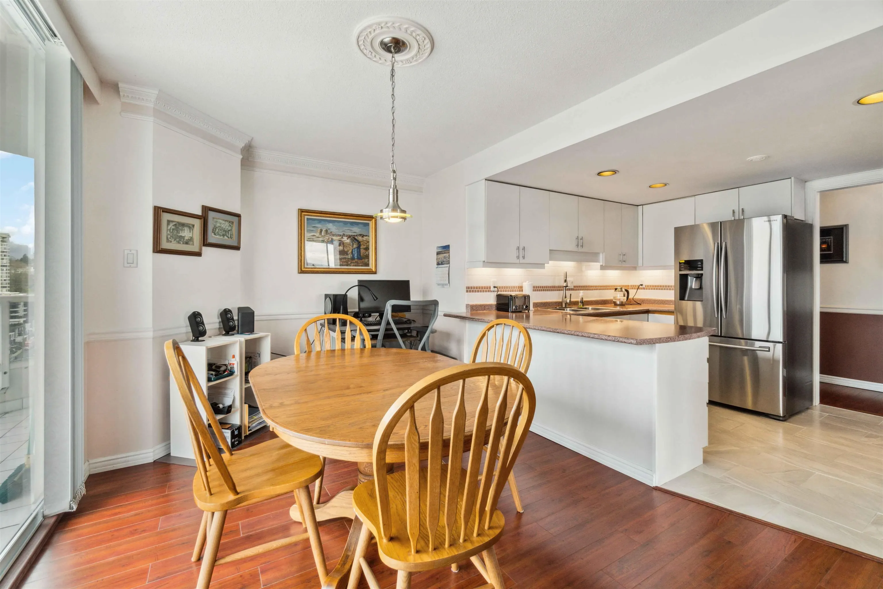 1903 1245 Quayside Drive