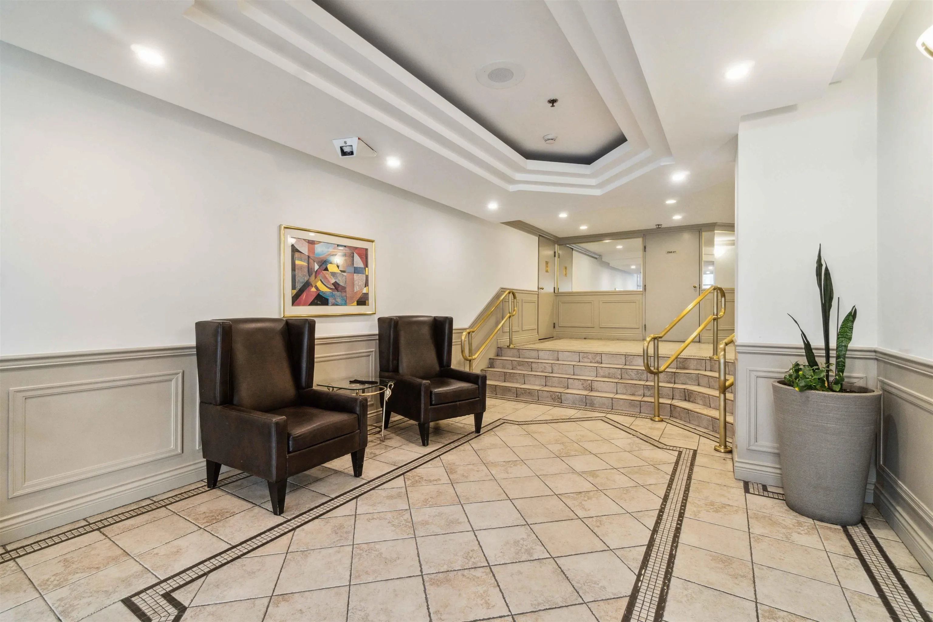 1903 1245 Quayside Drive