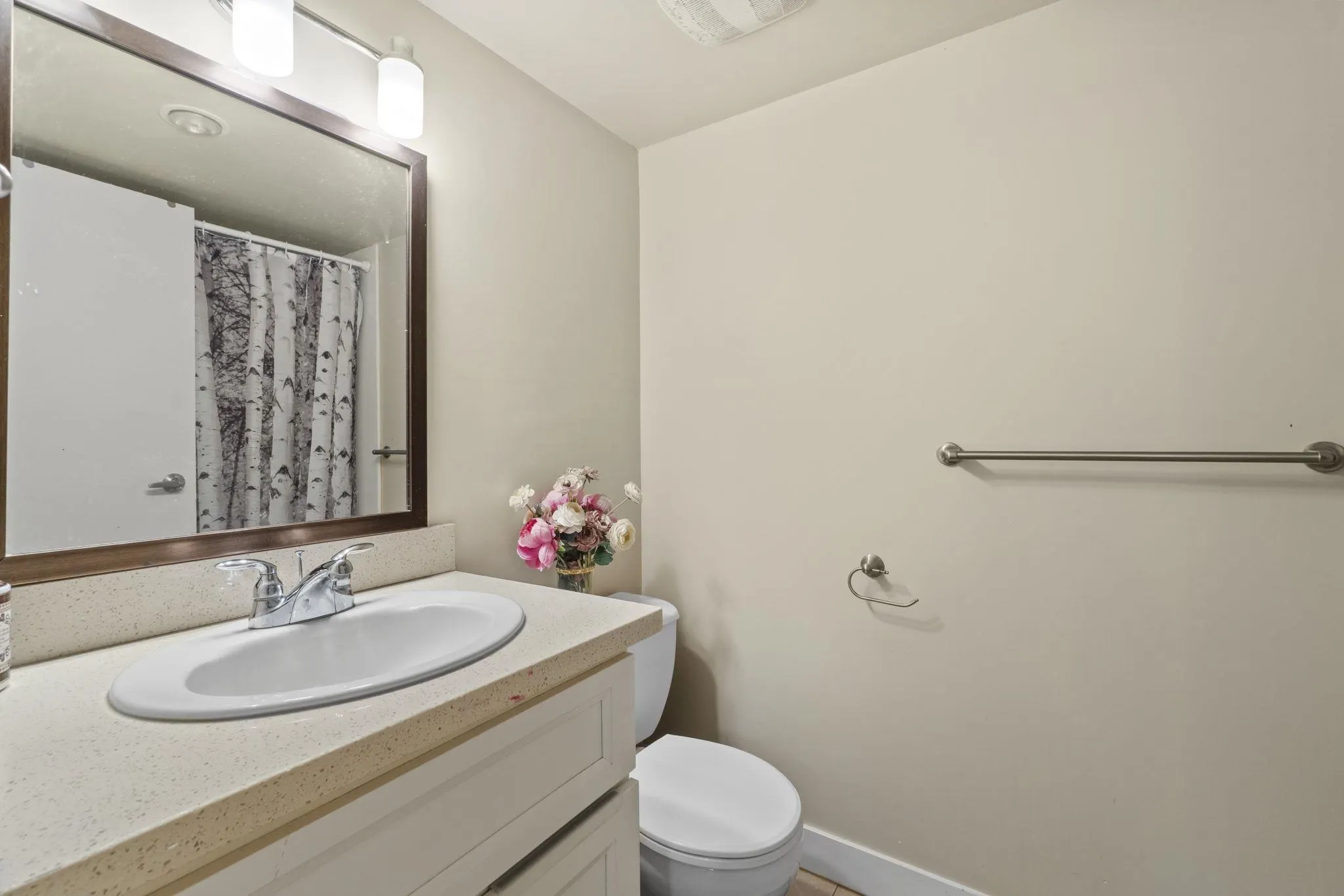 401 9521 Cardston Court