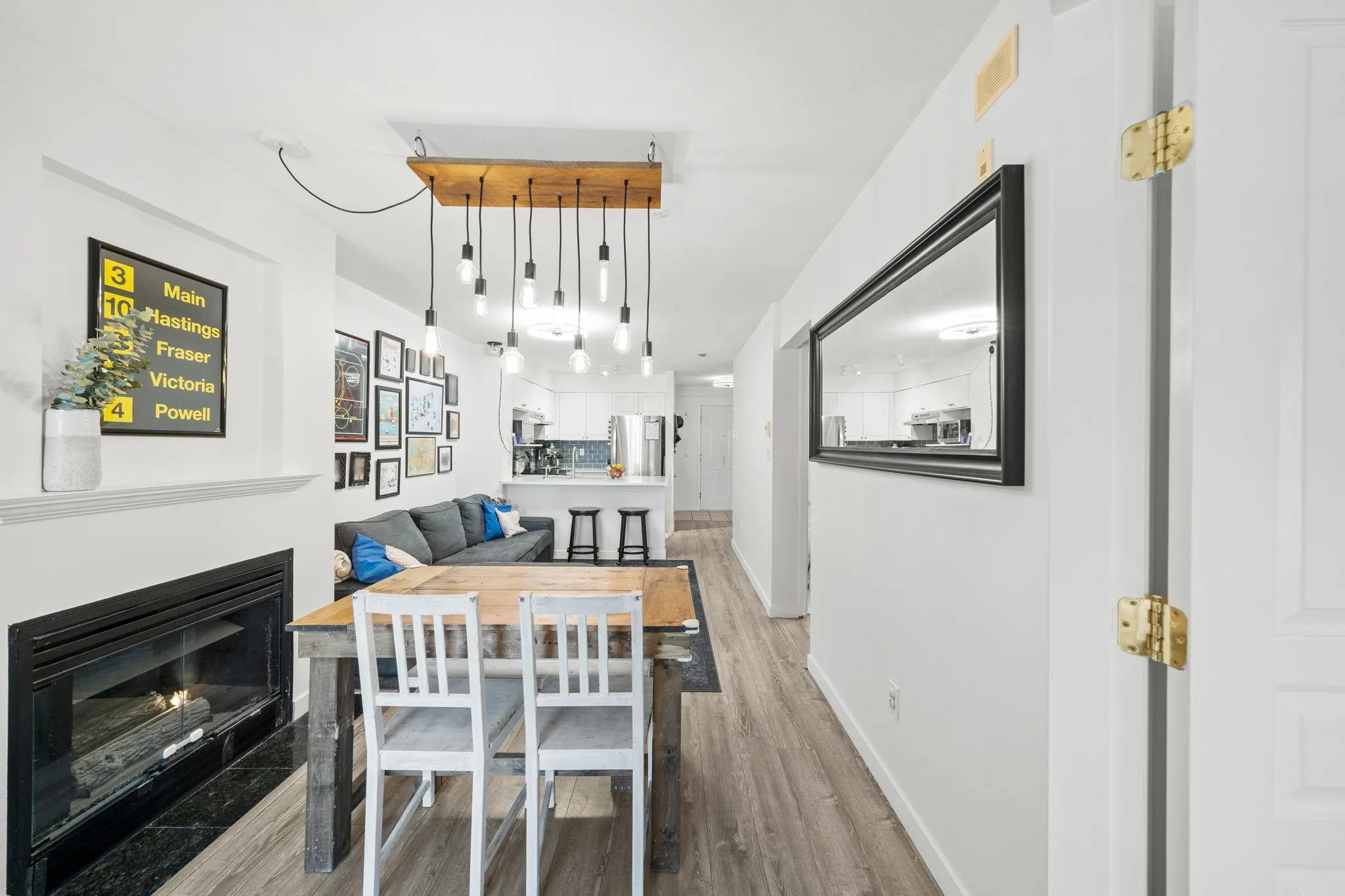 315 760 Kingsway