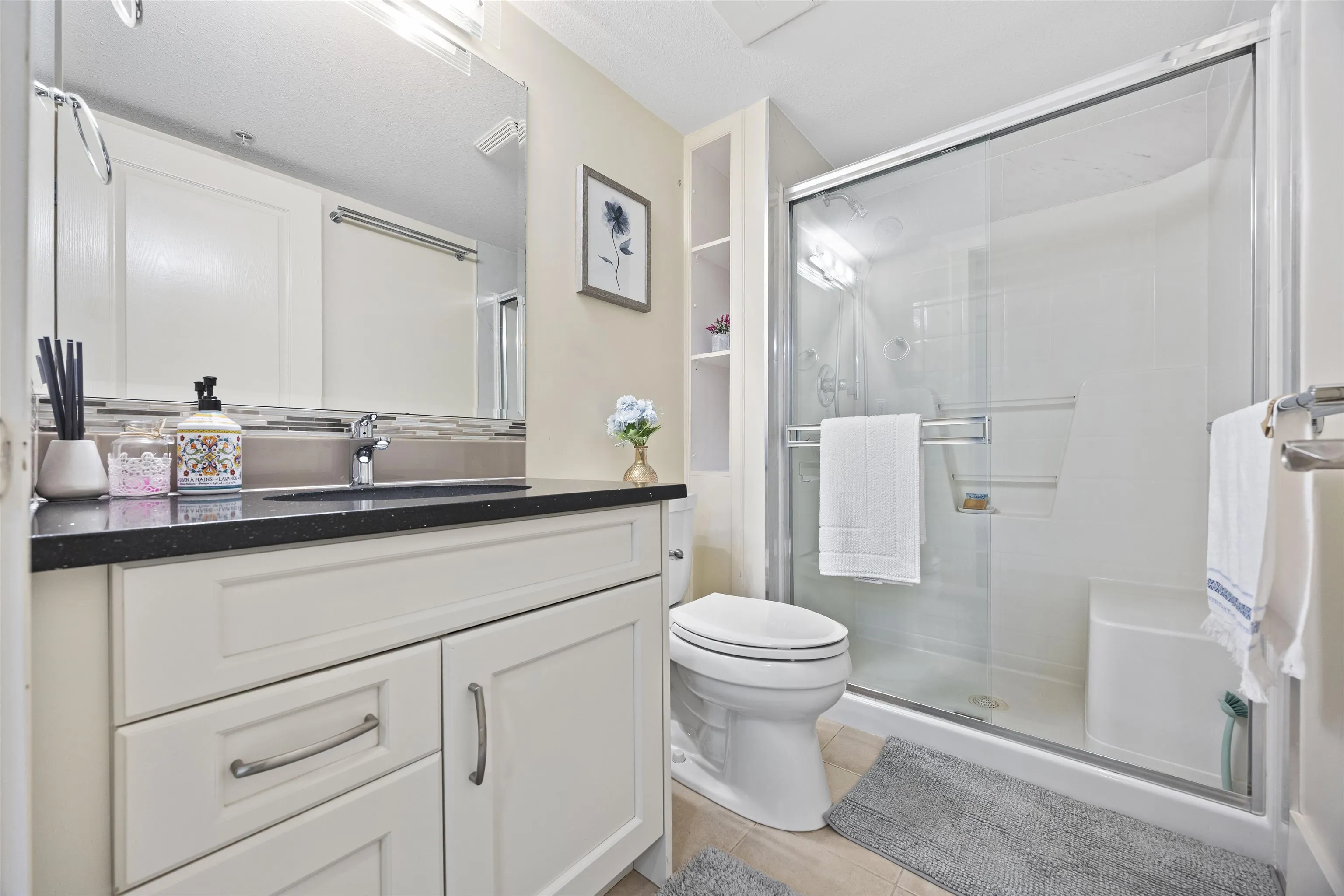 312 5723 Collingwood Street