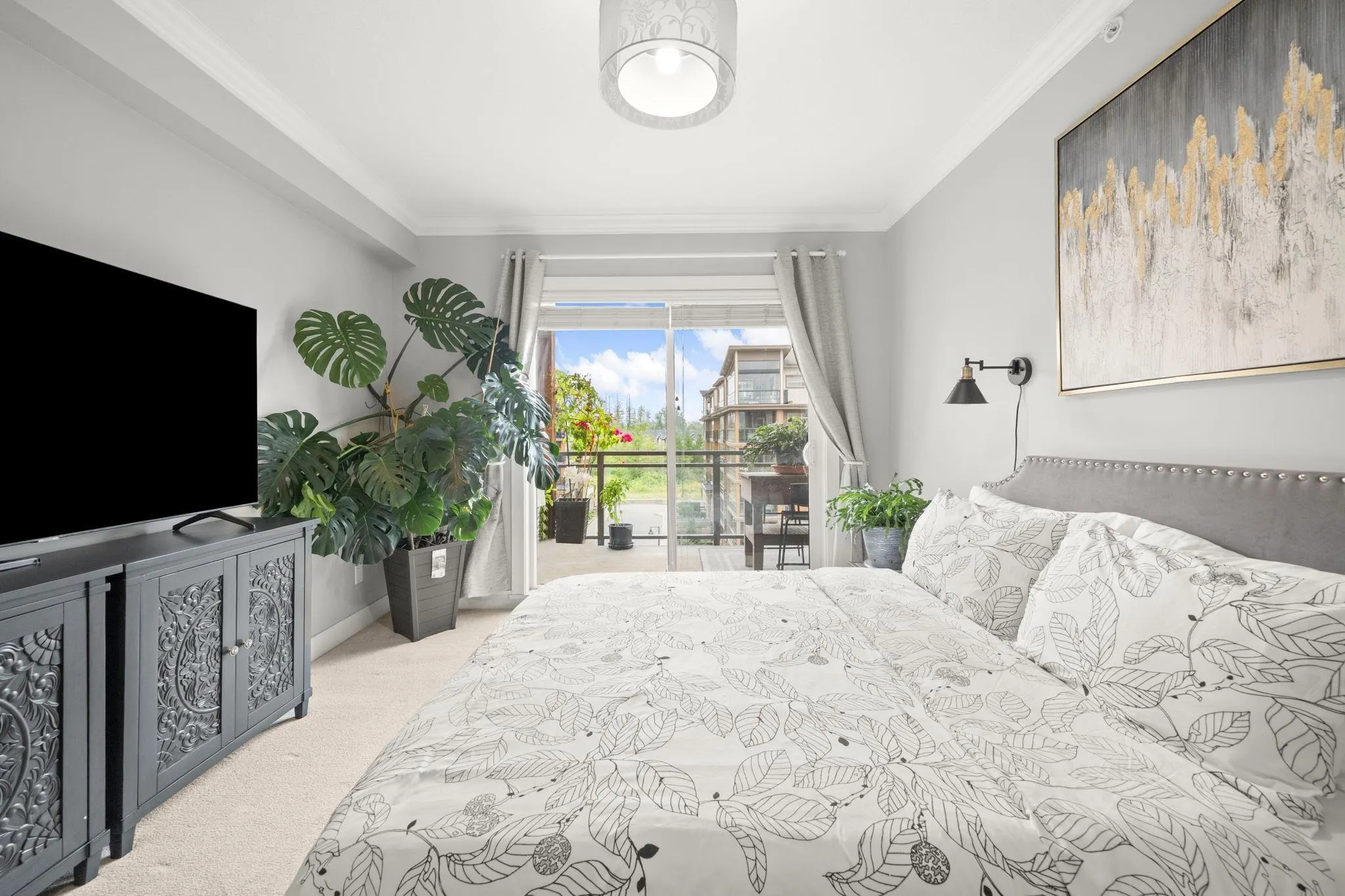 419 20728 Willoughby Town Centre Drive