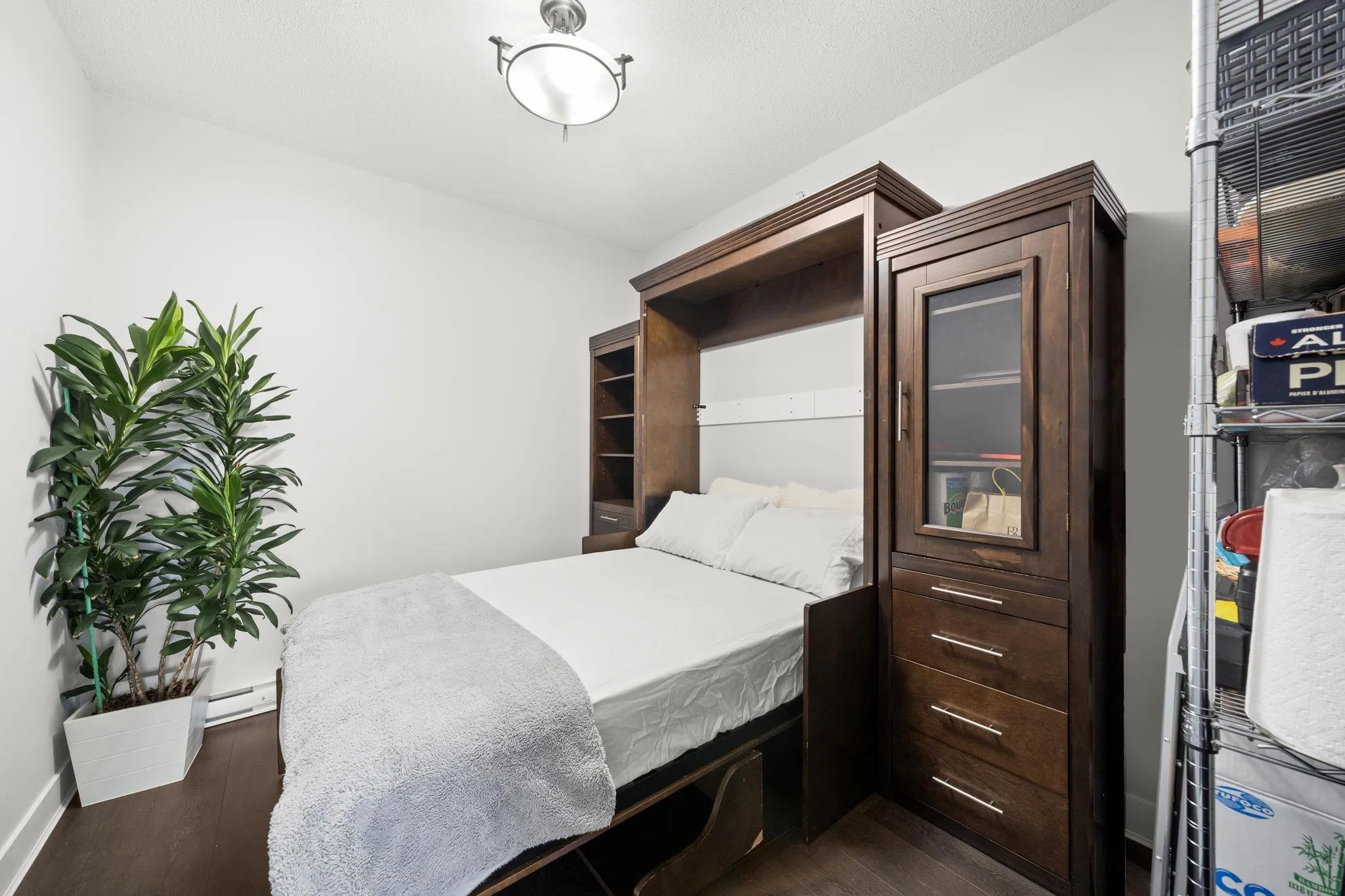 419 20728 Willoughby Town Centre Drive