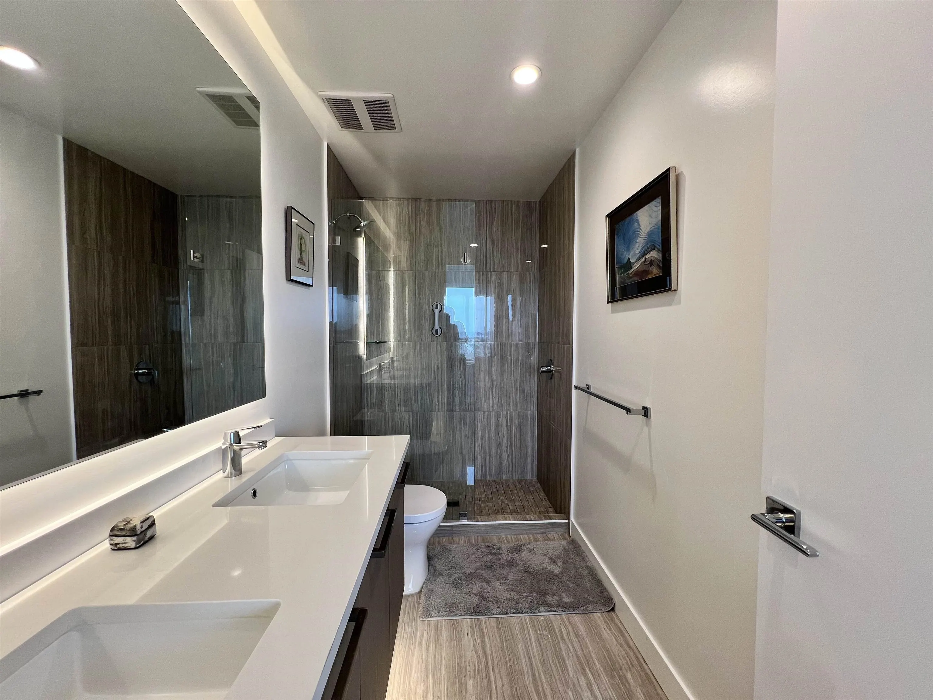 1406 1588 Johnston Road