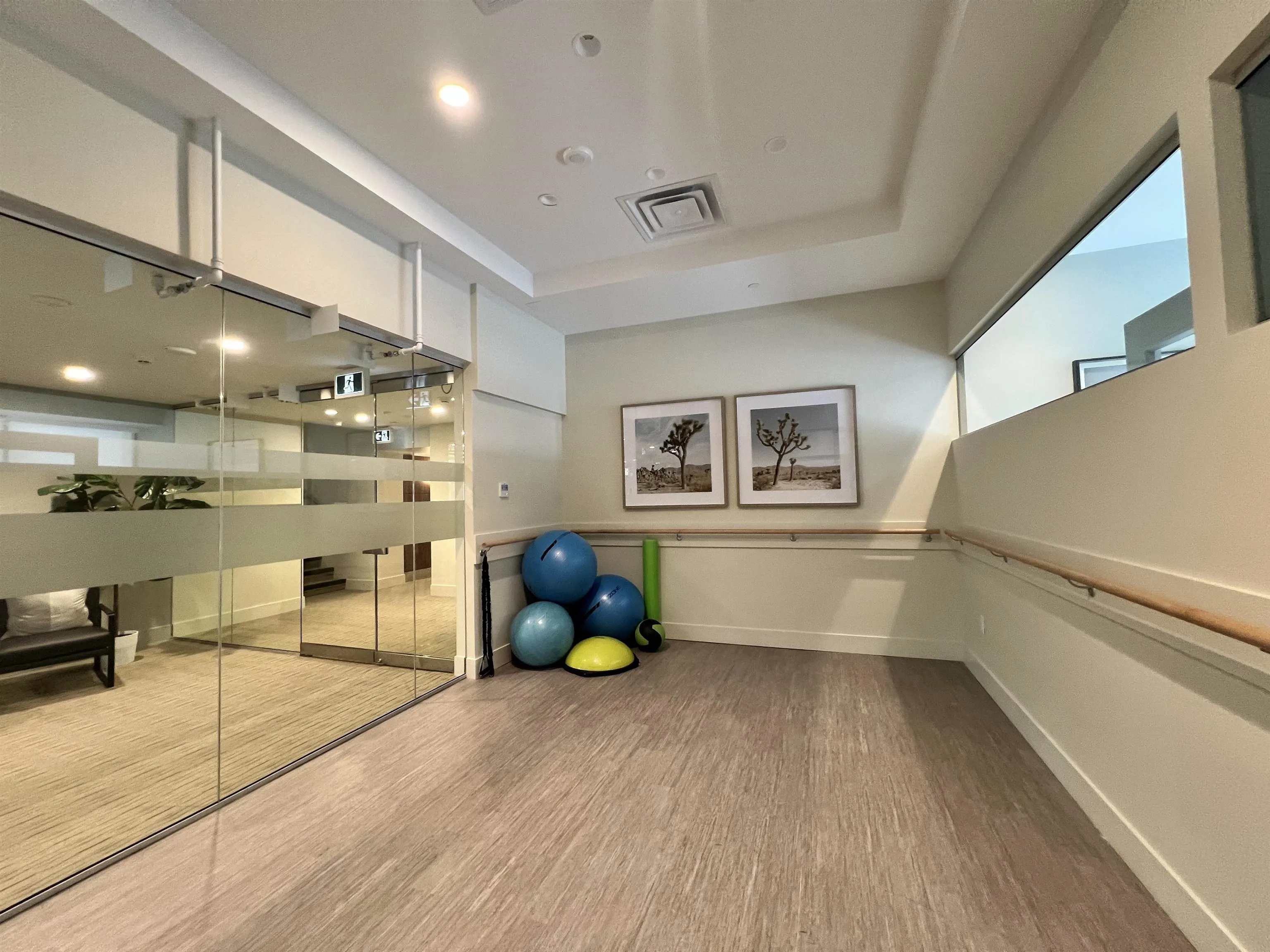 1406 1588 Johnston Road