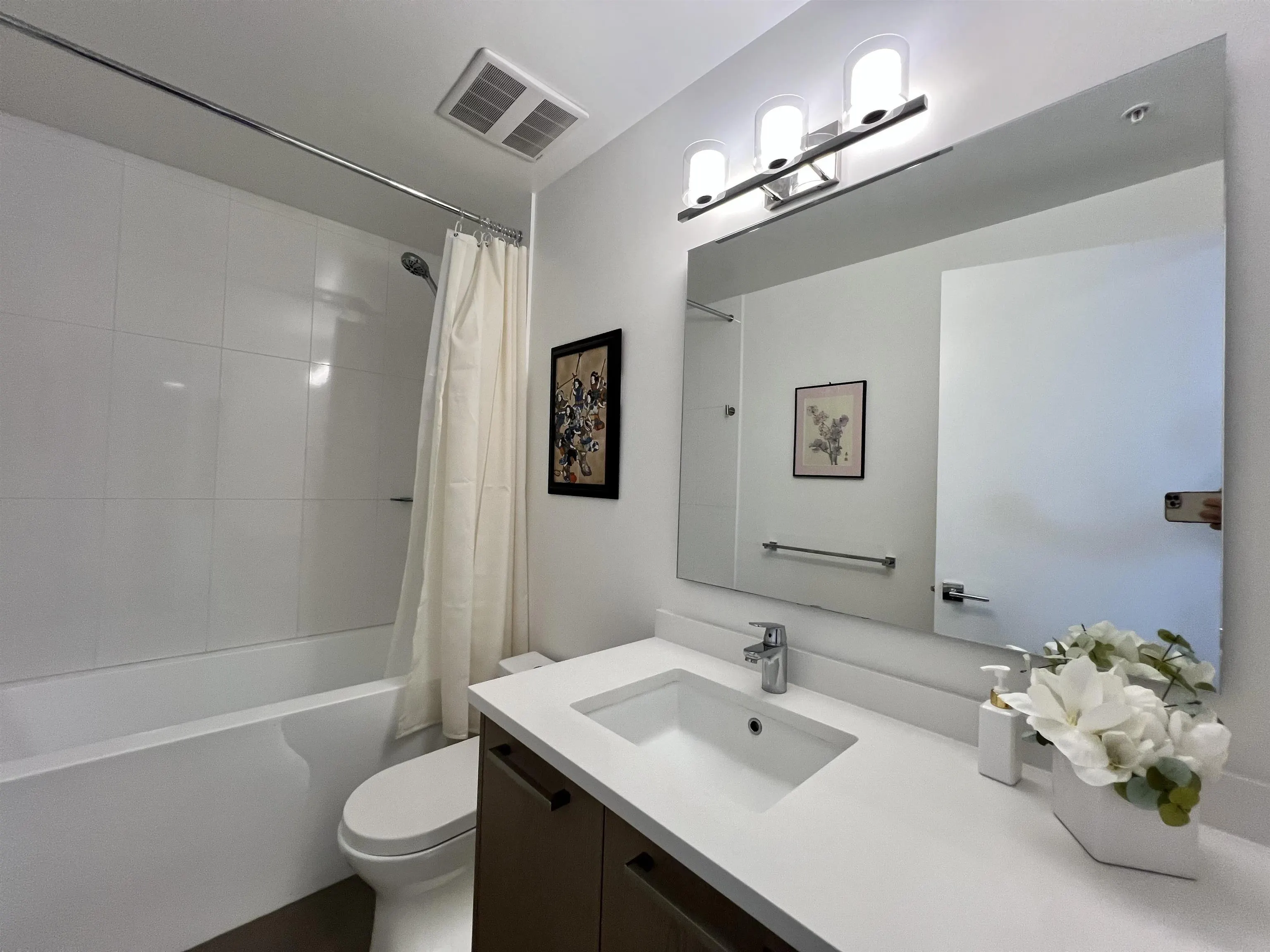 1406 1588 Johnston Road