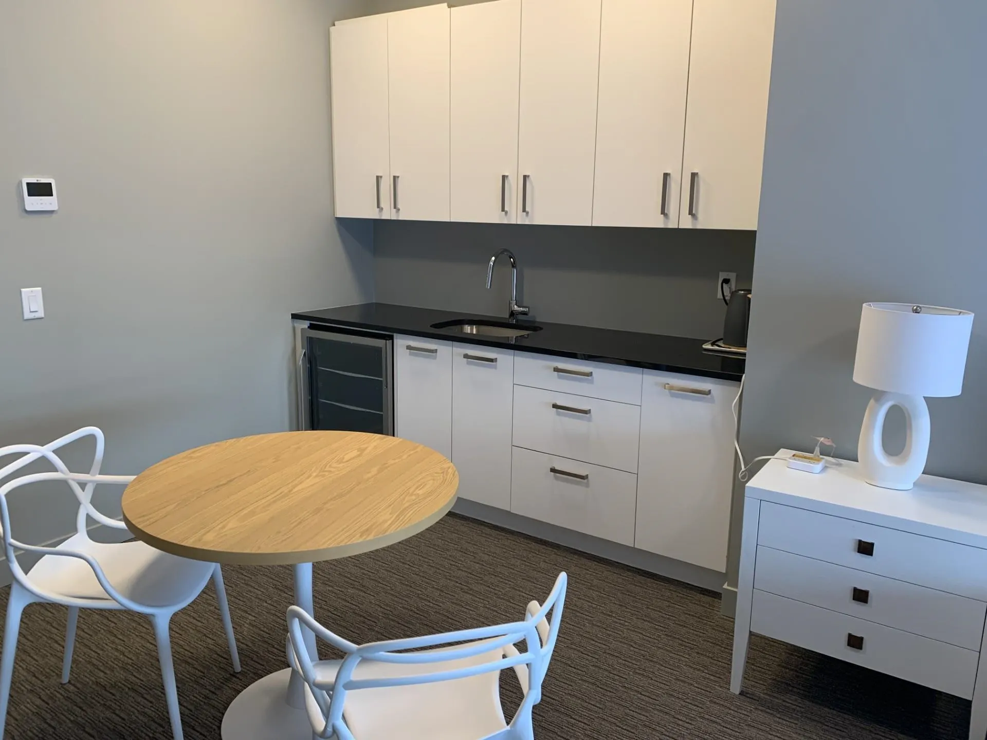 1406 1588 Johnston Road