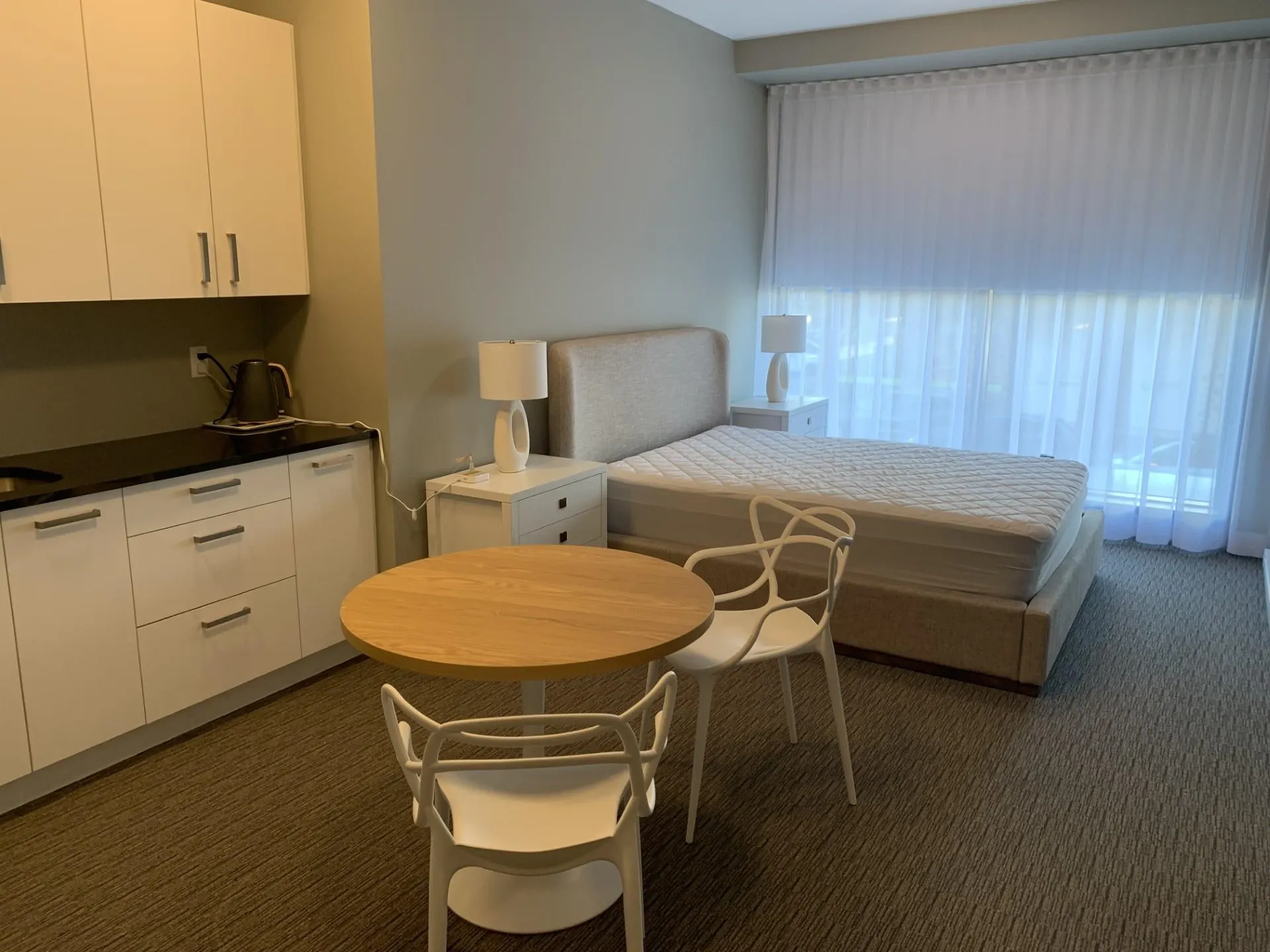 1406 1588 Johnston Road